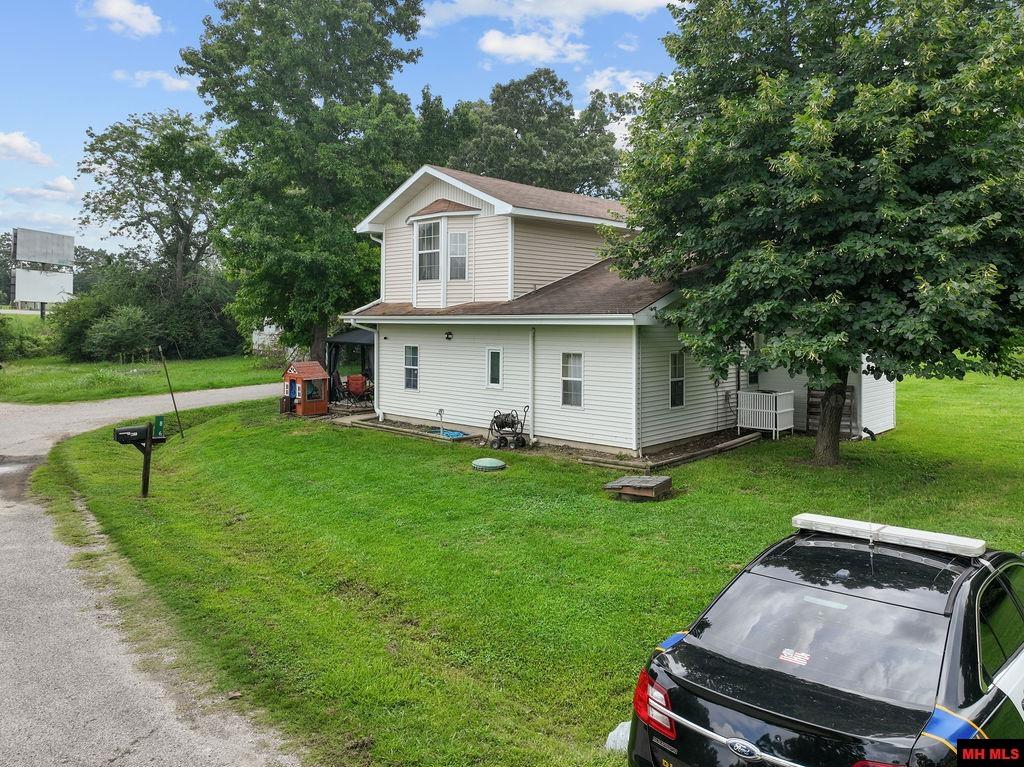 86 SWAYING OAK DRIVE