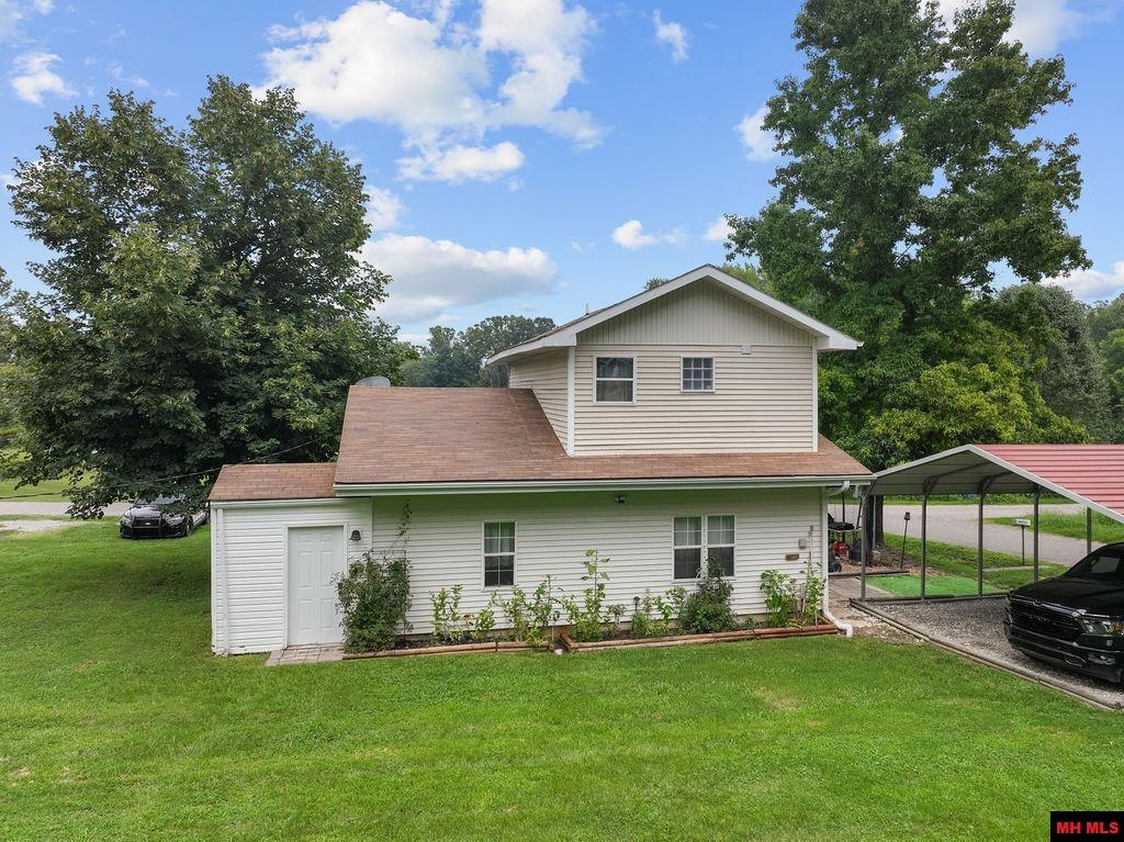 86 SWAYING OAK DRIVE