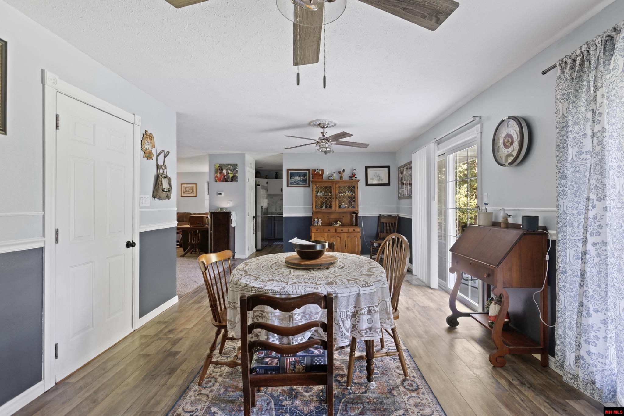 1111 LEONARD DRIVE