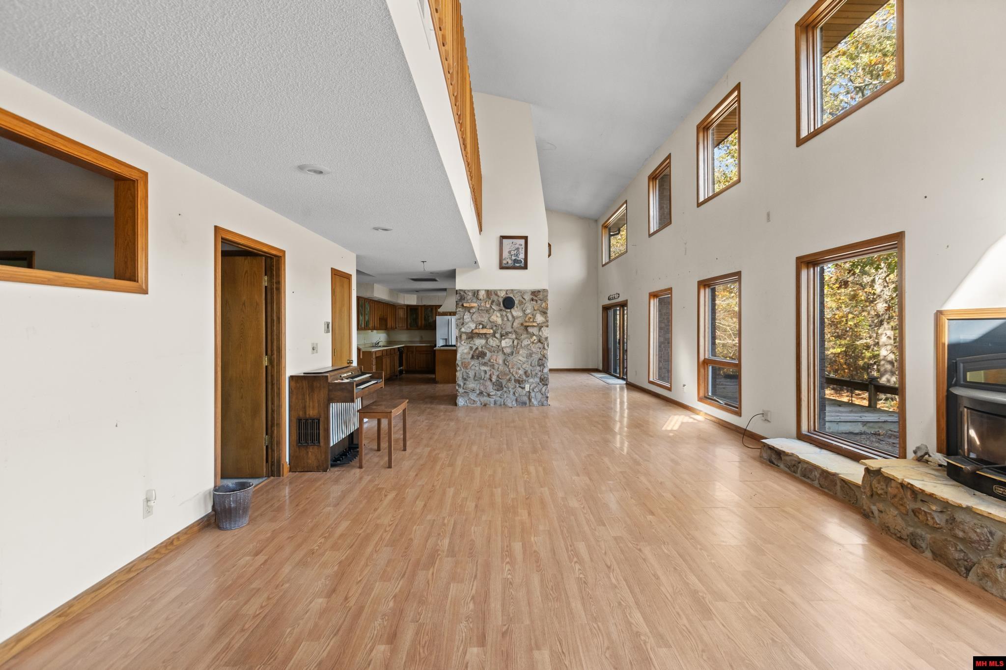 619 ROCKY RIDGE ROAD