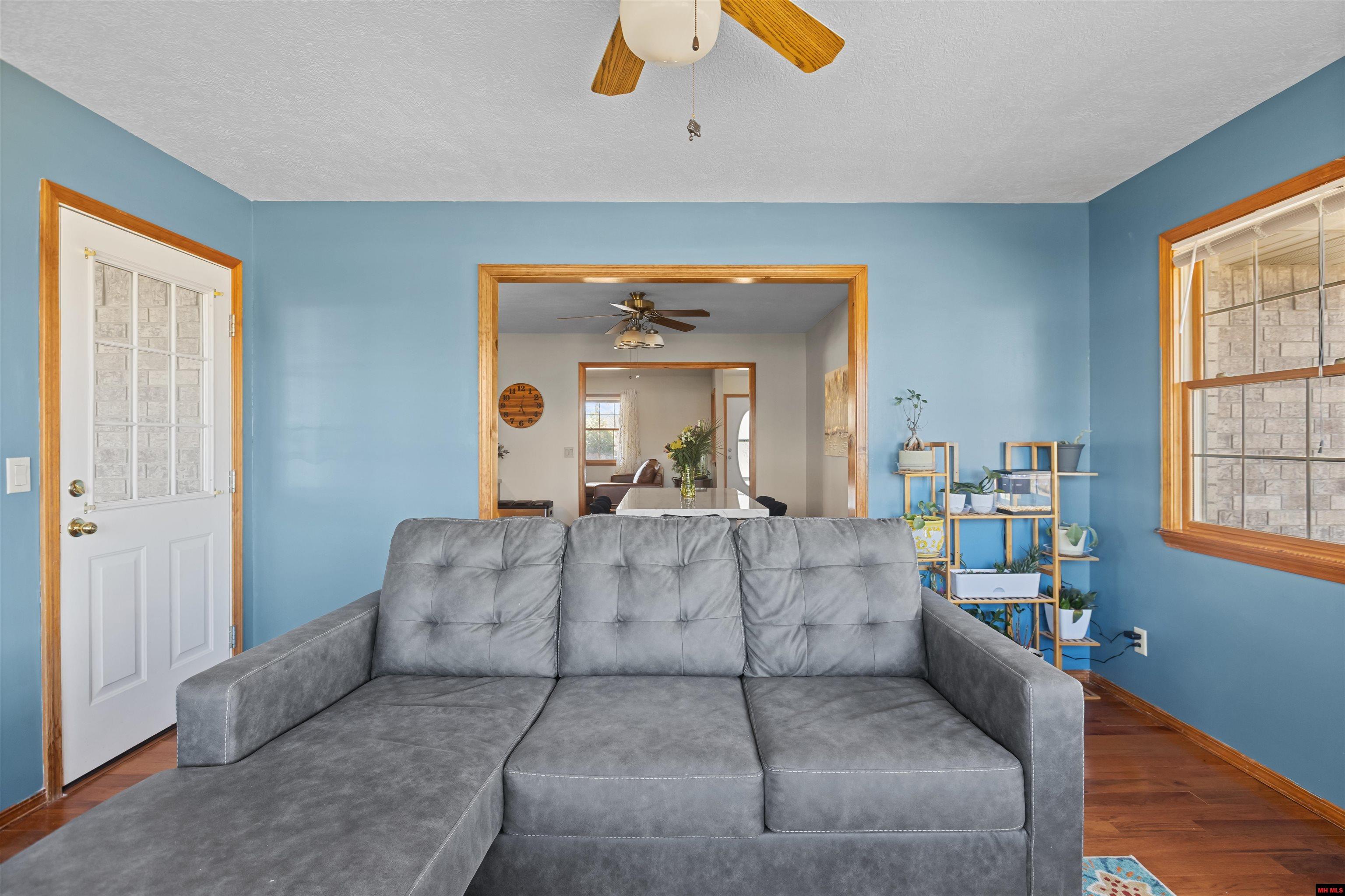 2116 NORWOOD DRIVE