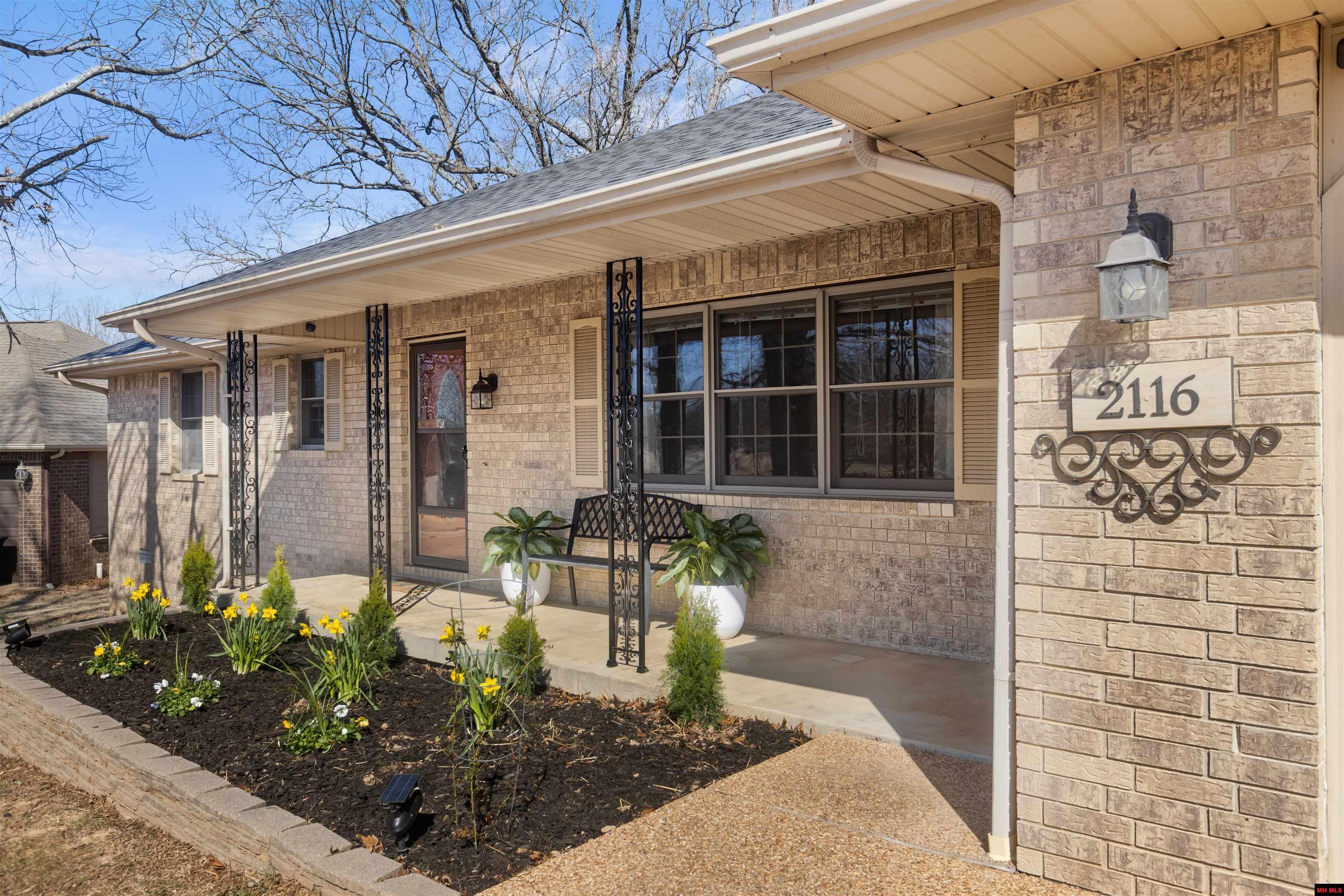 2116 NORWOOD DRIVE