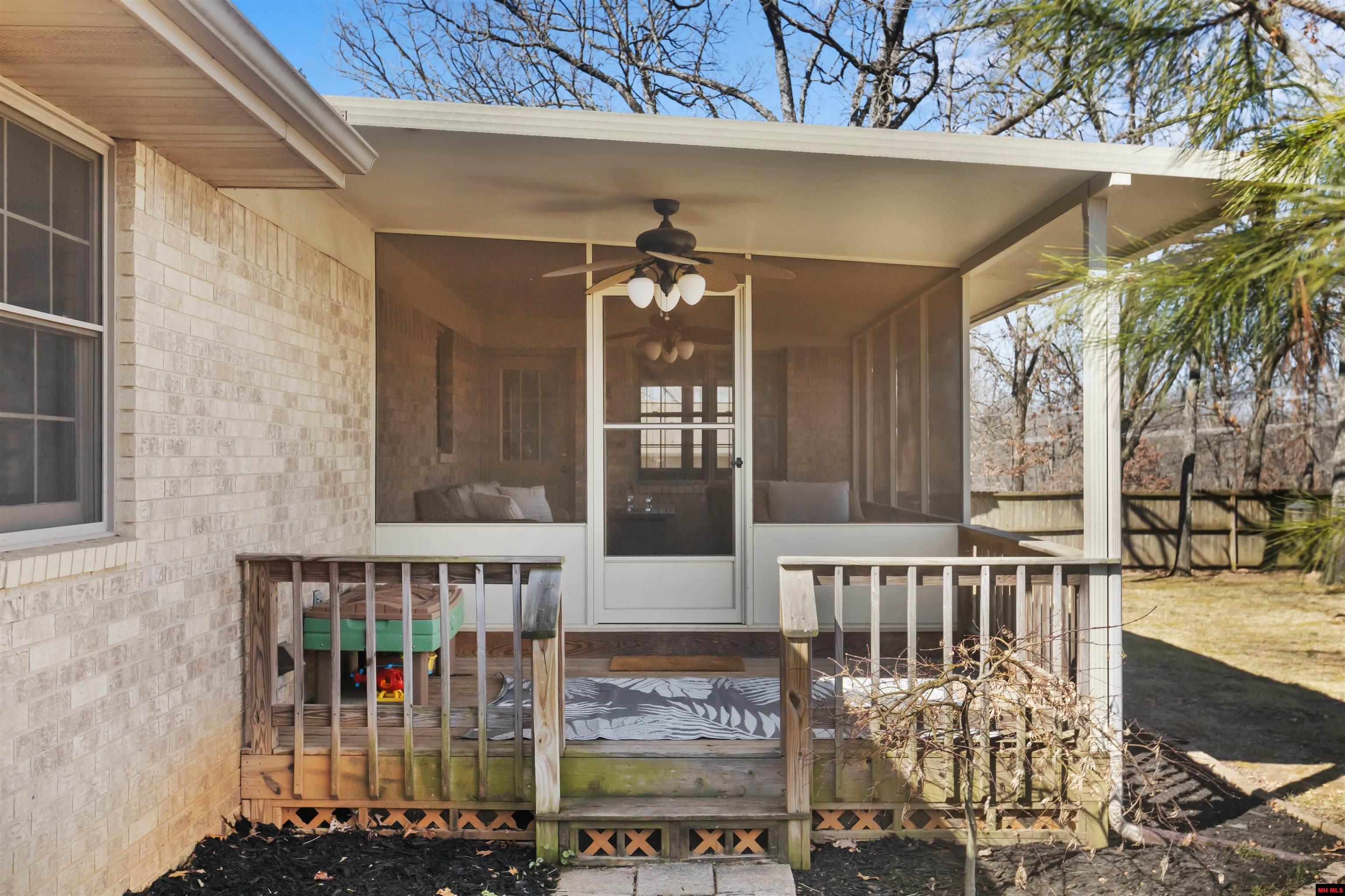 2116 NORWOOD DRIVE