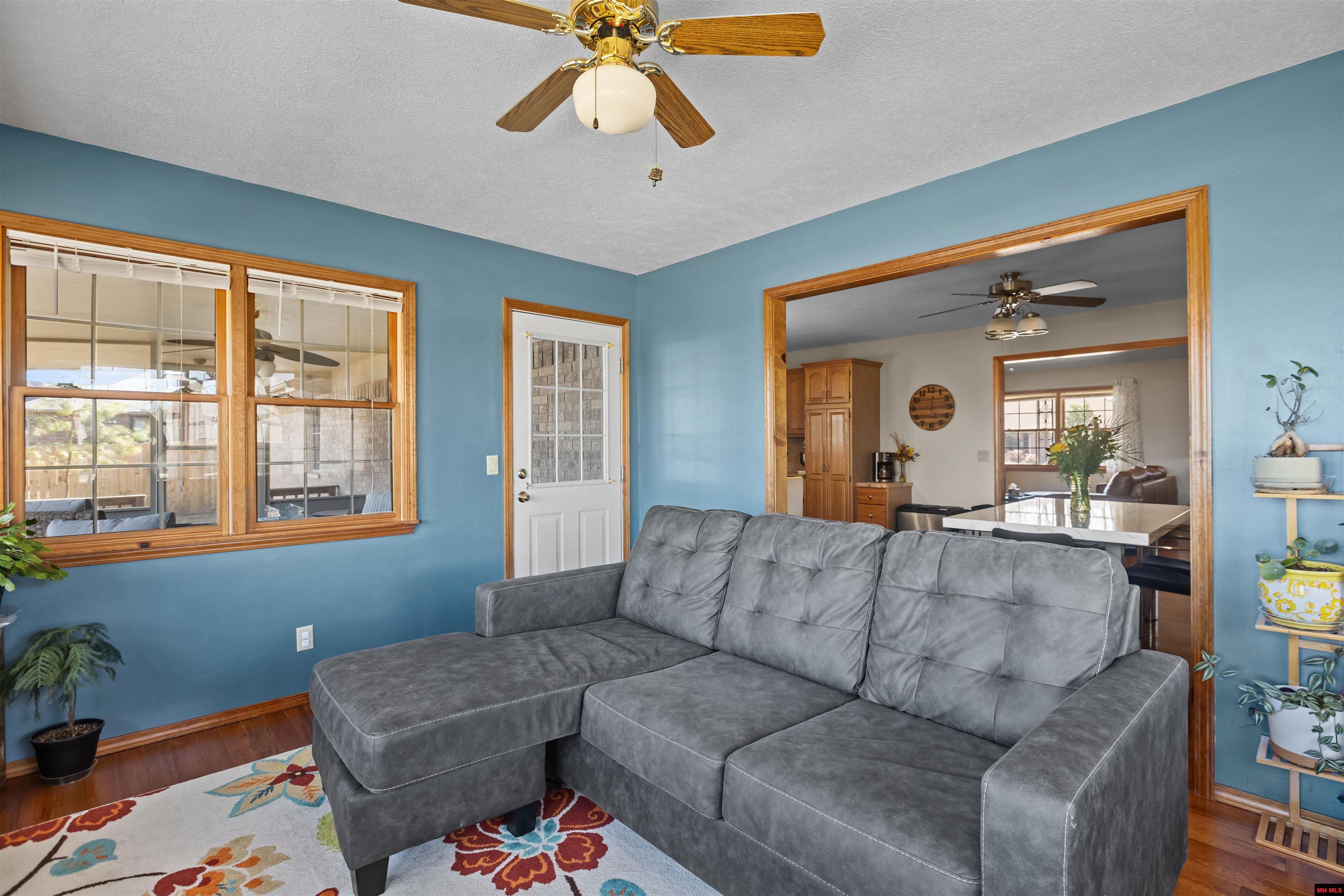 2116 NORWOOD DRIVE