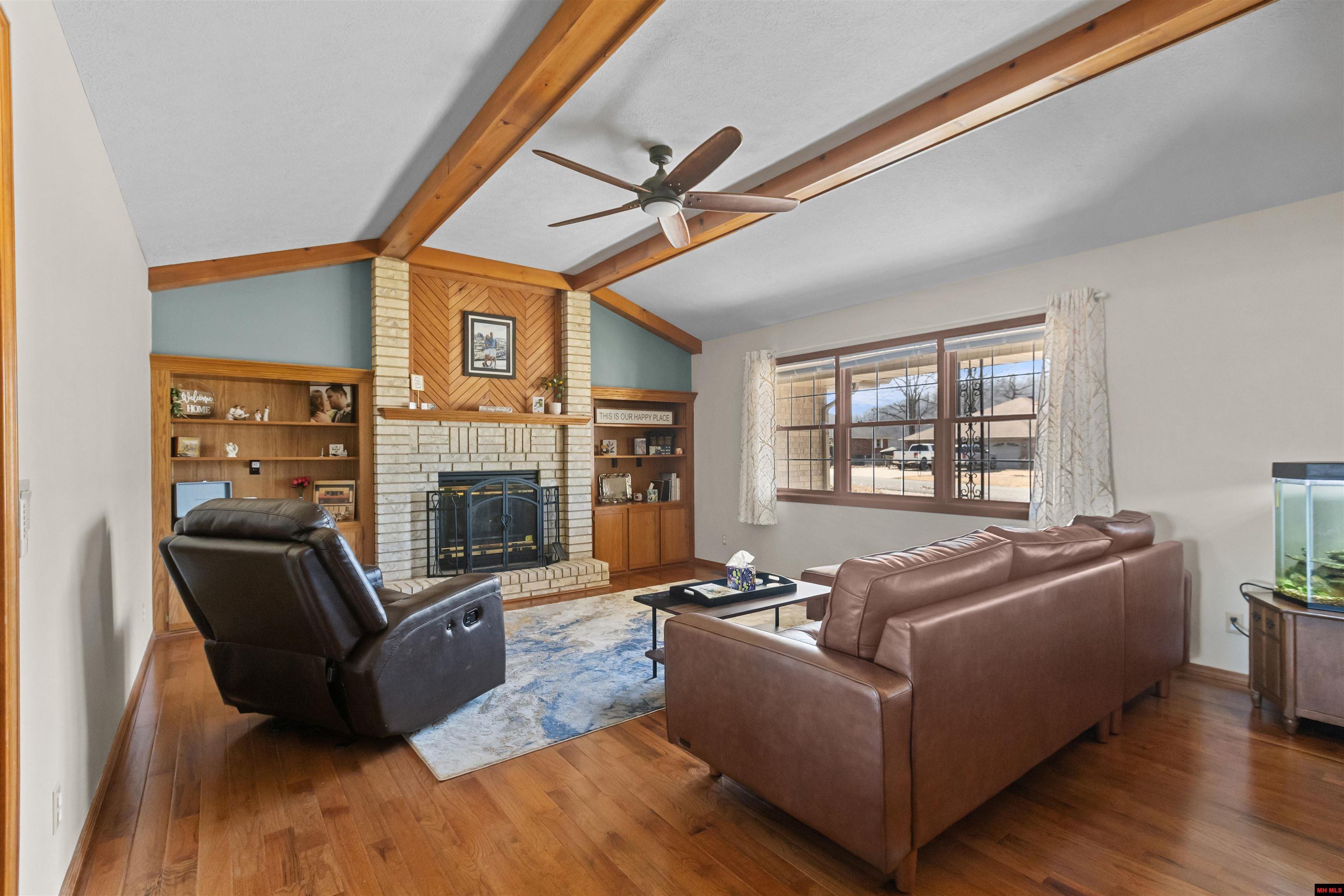 2116 NORWOOD DRIVE