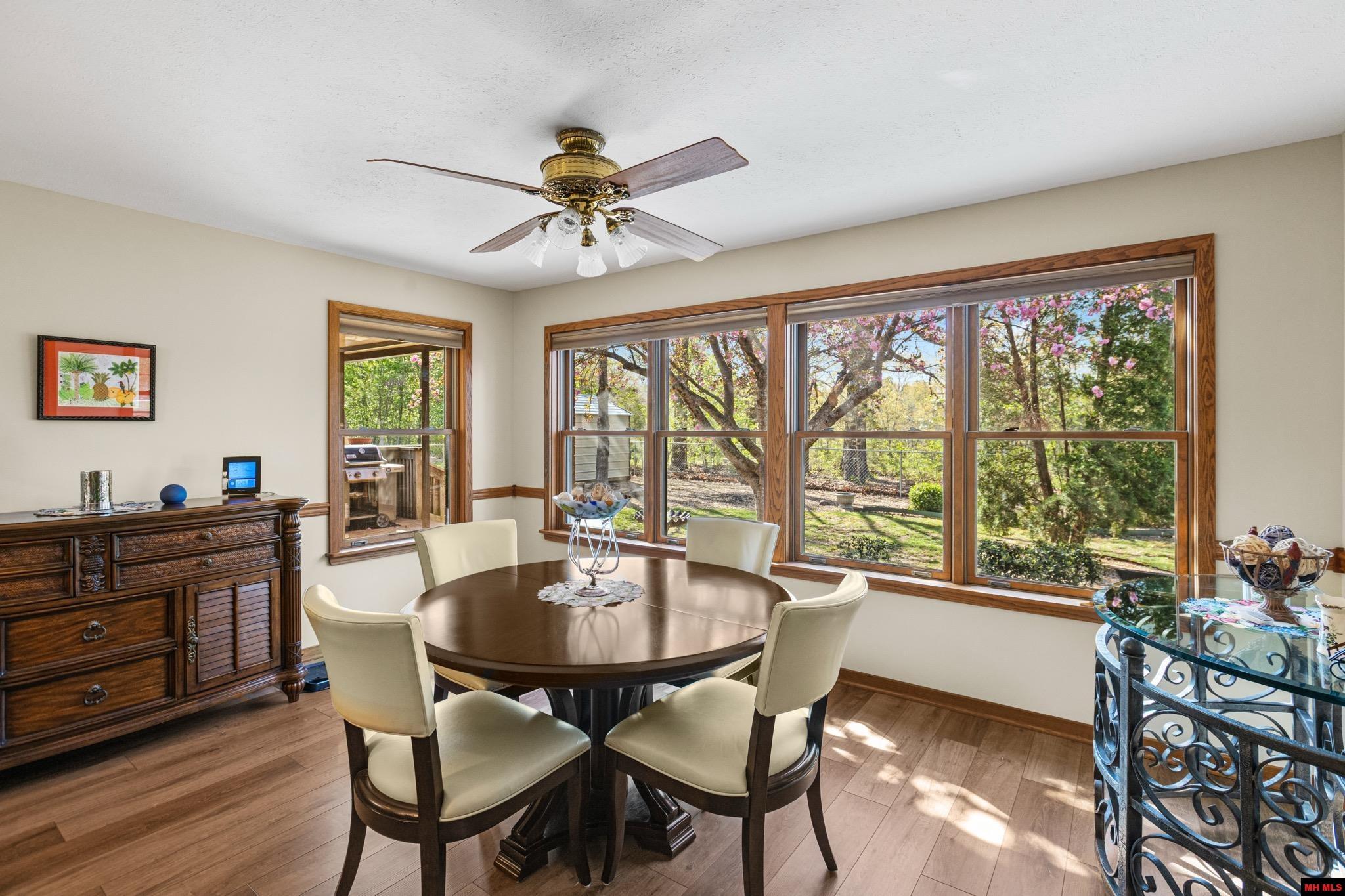 144 NORTHPOINTE DRIVE