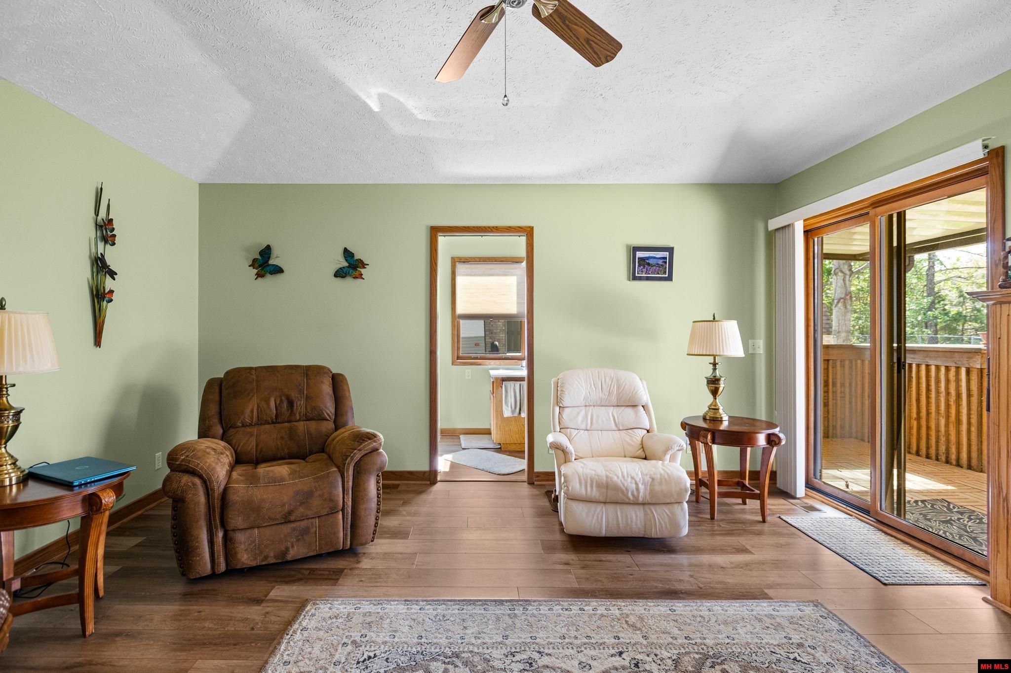 144 NORTHPOINTE DRIVE