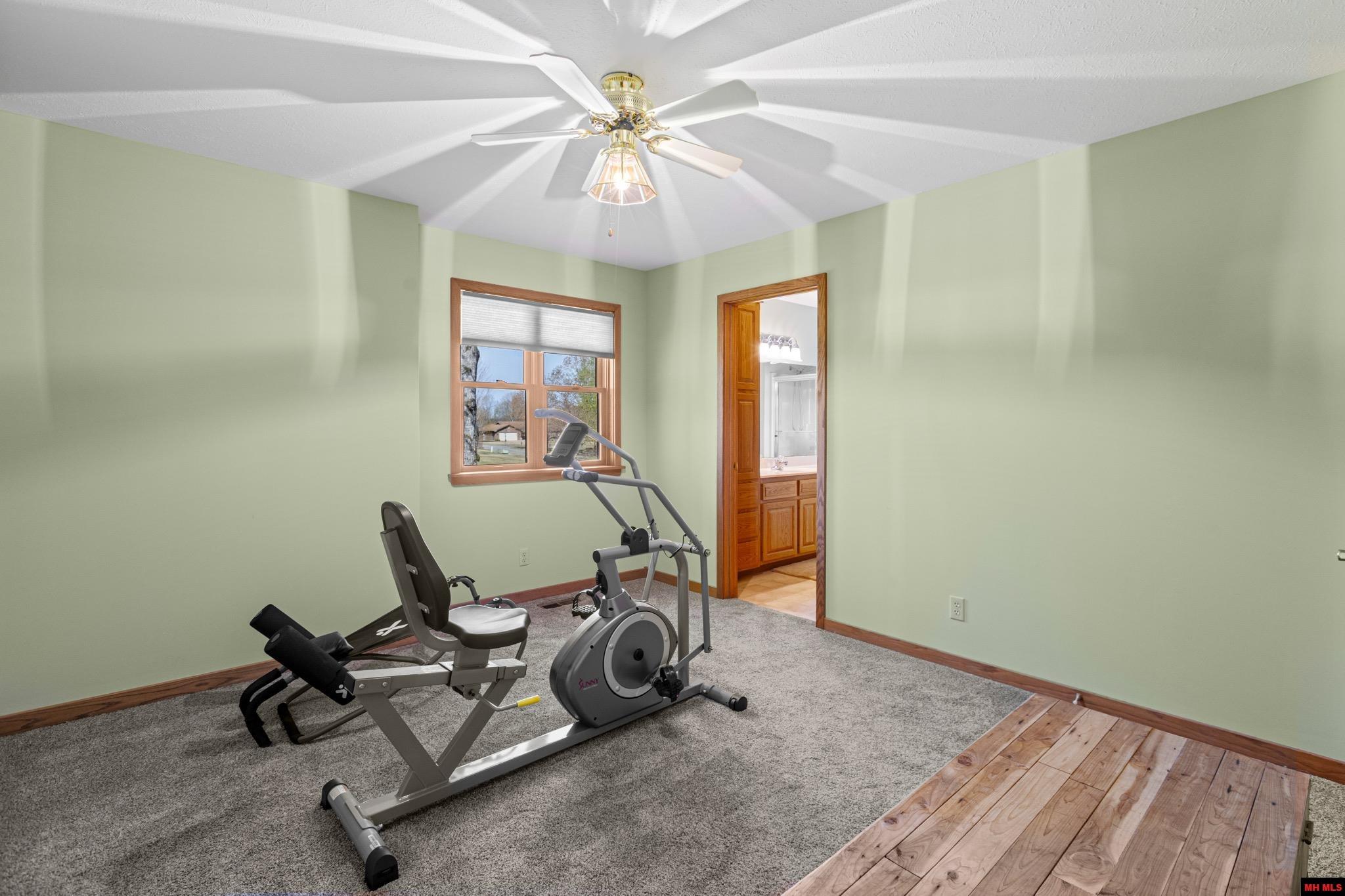 144 NORTHPOINTE DRIVE