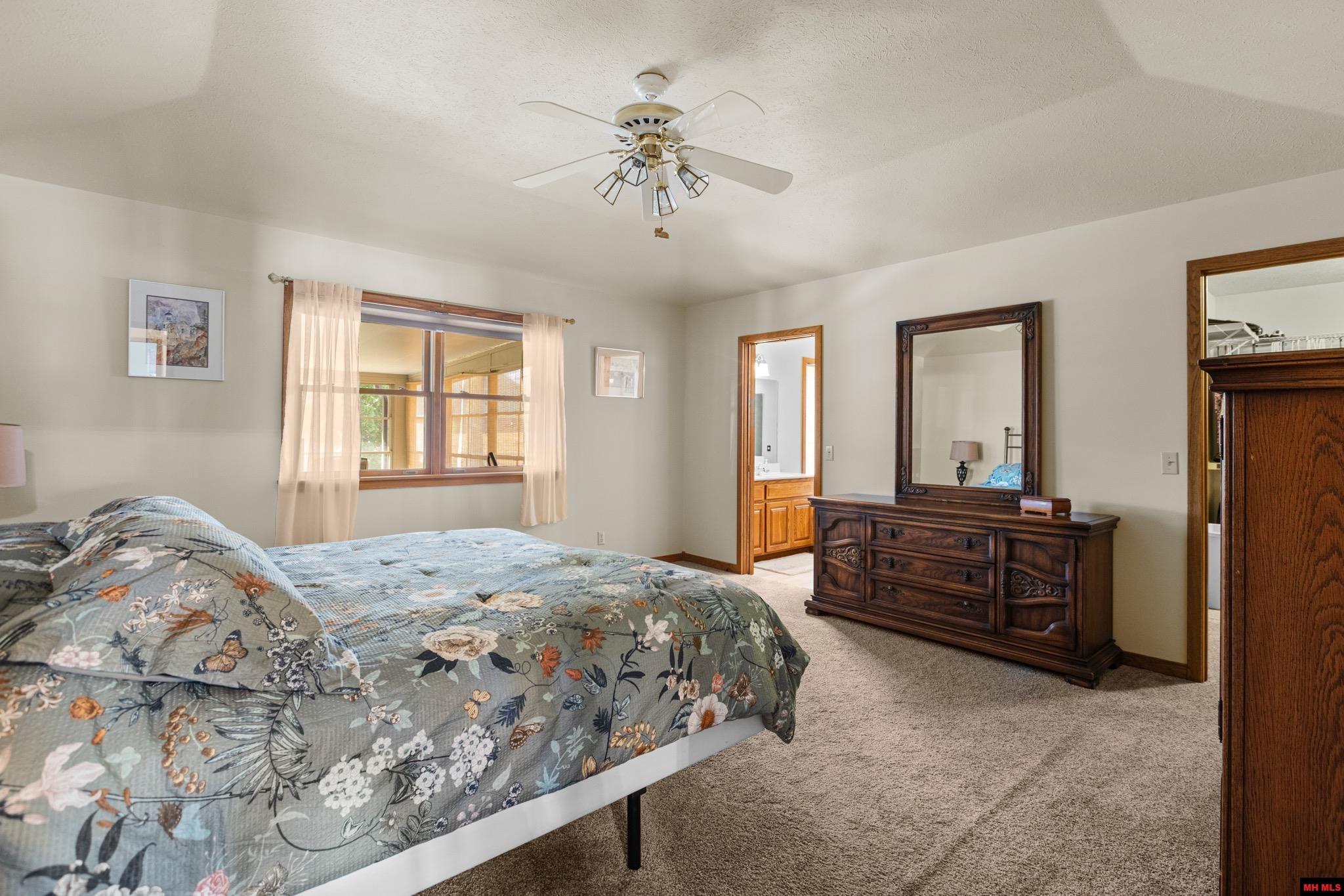 144 NORTHPOINTE DRIVE