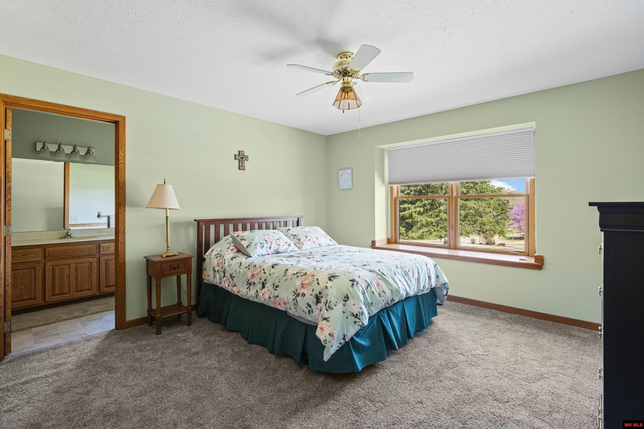 144 NORTHPOINTE DRIVE