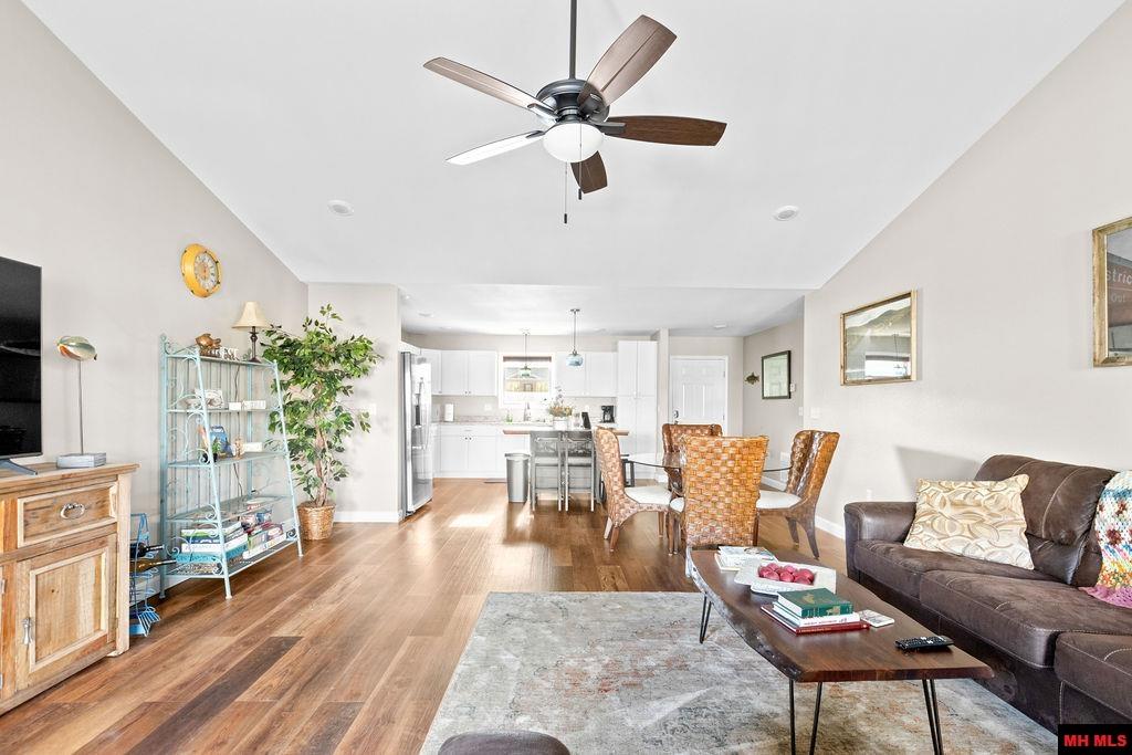 1912 A2 CENTRAL BOULEVARD