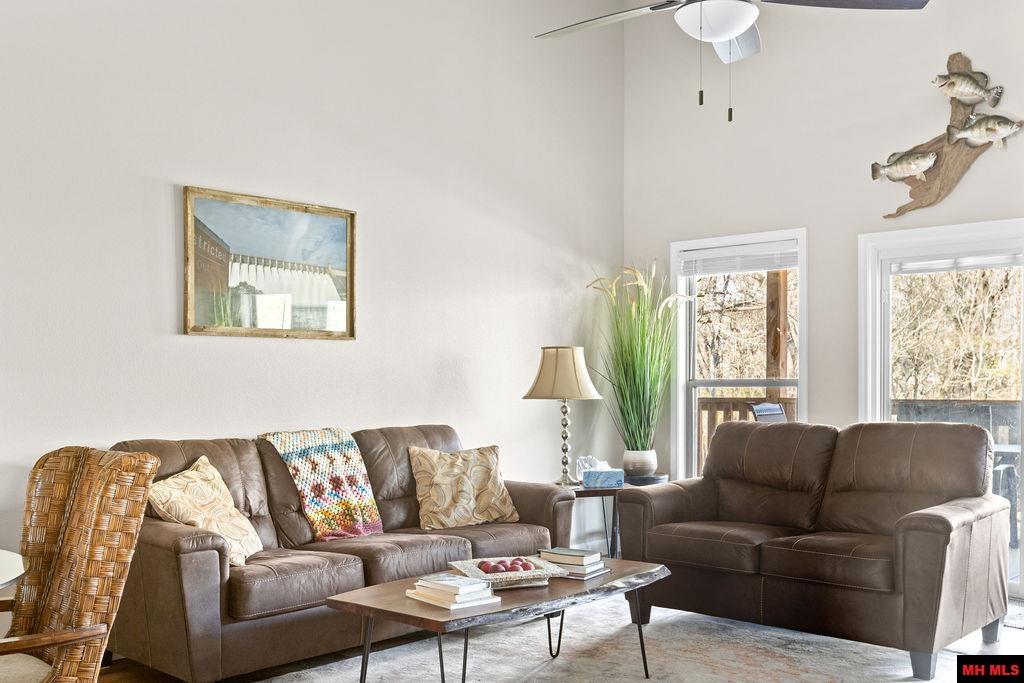 1912 A2 CENTRAL BOULEVARD