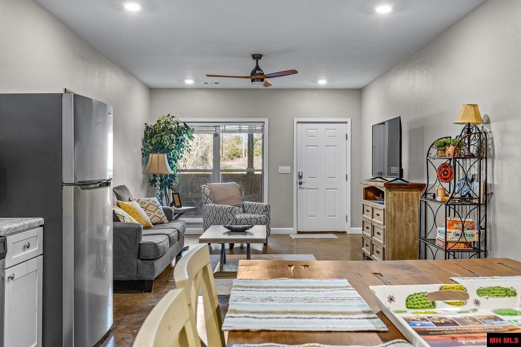 1912 A5 CENTRAL BOULEVARD