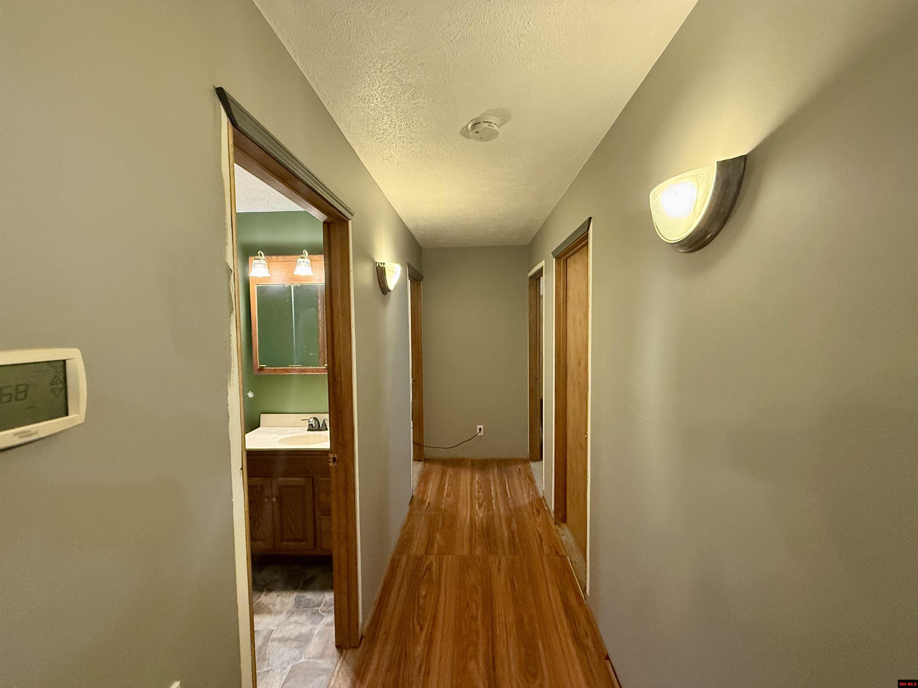 210 LOCH RANNOCH DRIVE