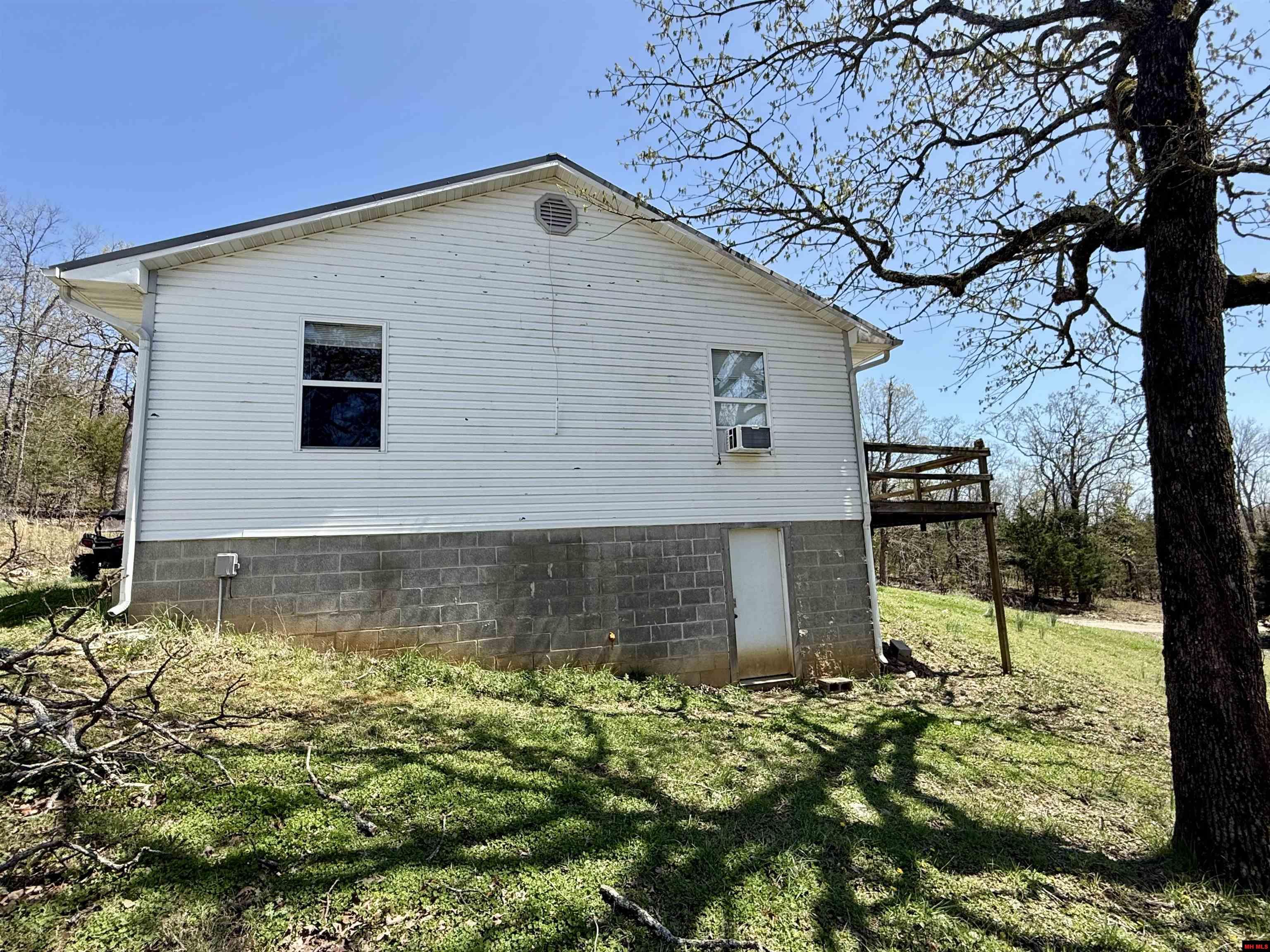 210 LOCH RANNOCH DRIVE