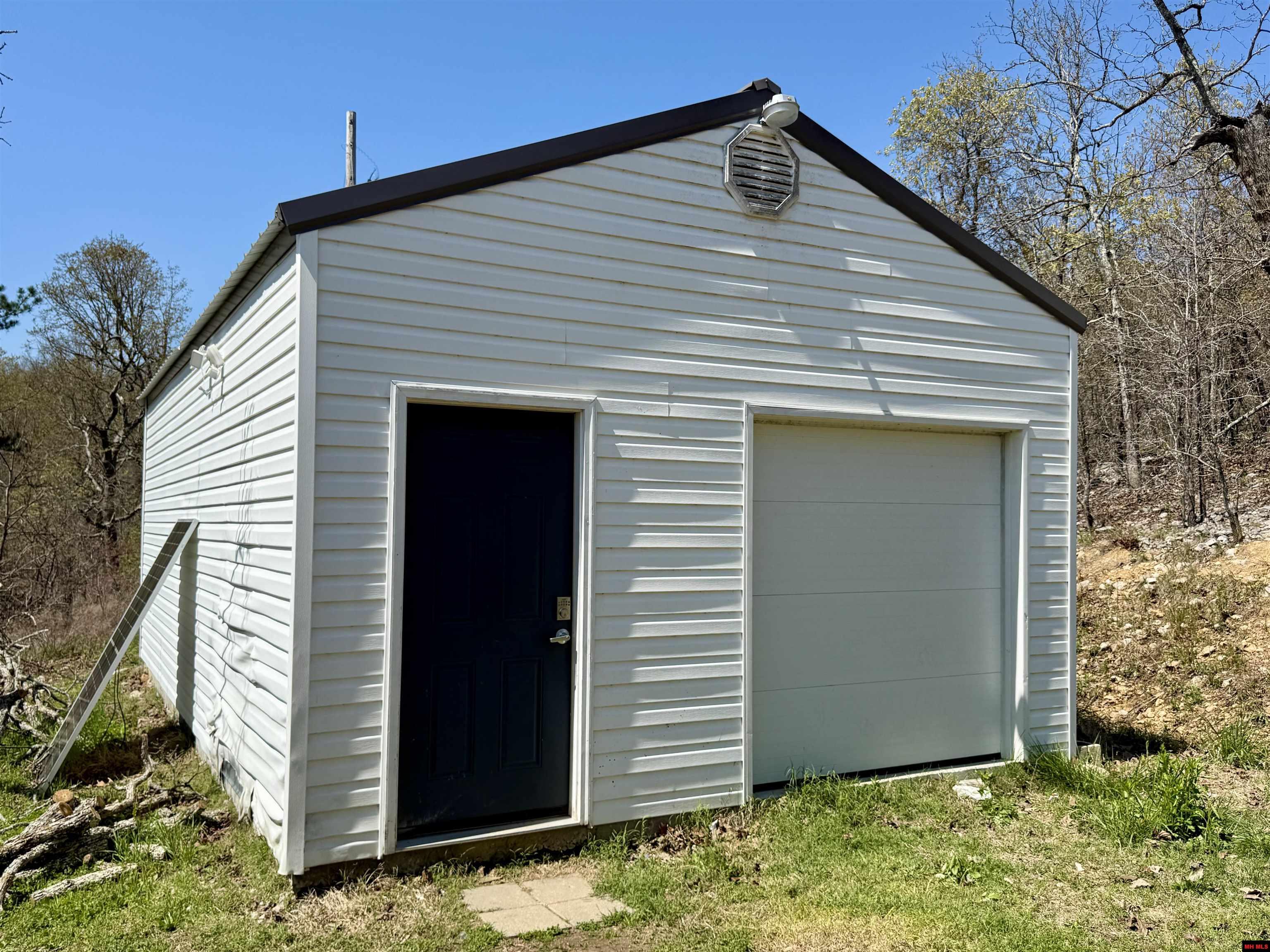 210 LOCH RANNOCH DRIVE