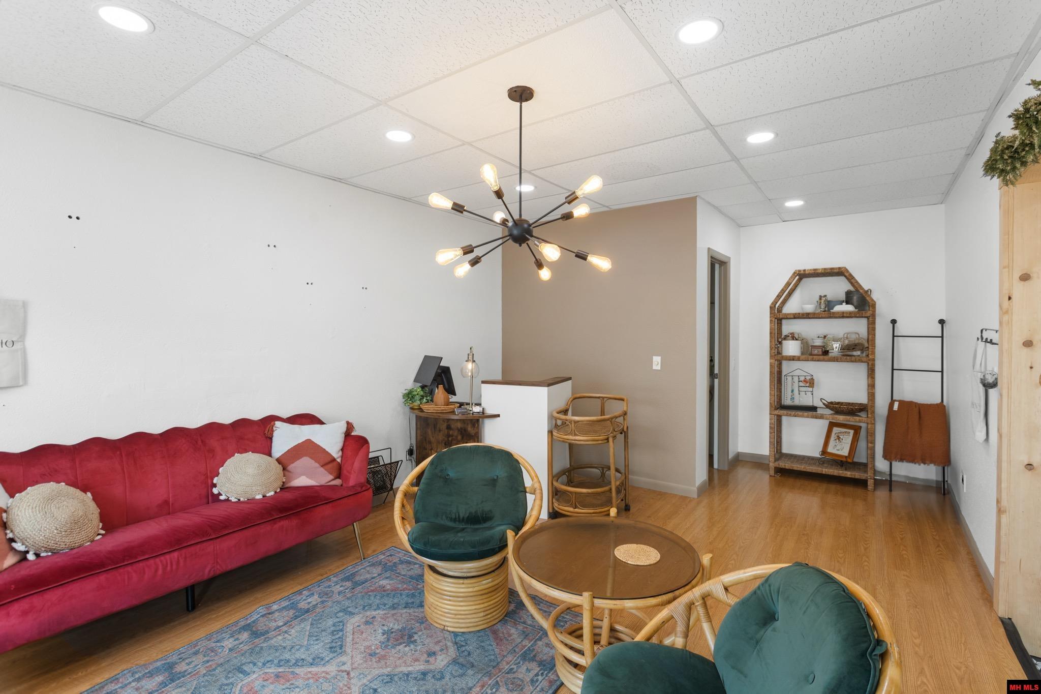 106 E 7TH STREET