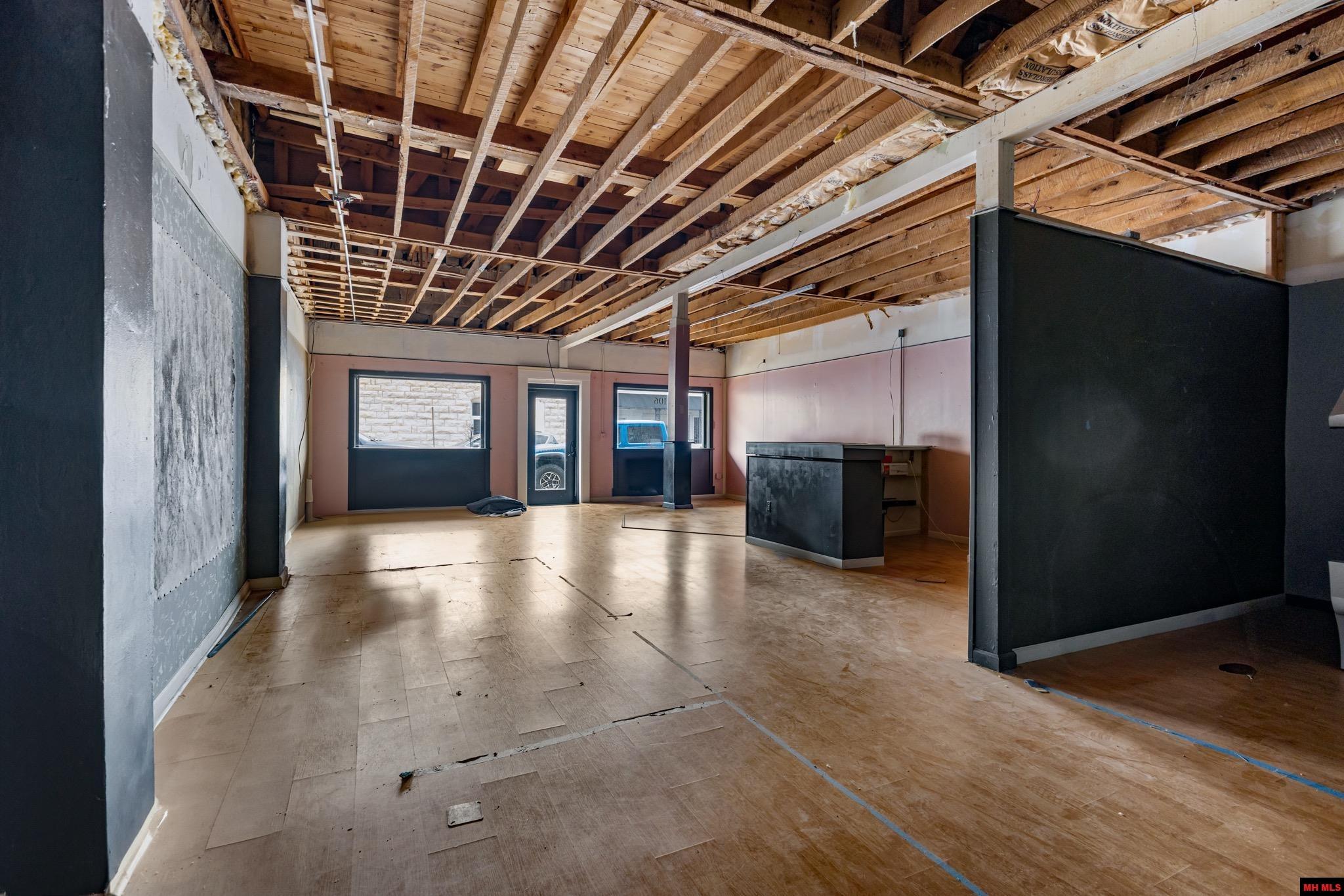 106 E 7TH STREET