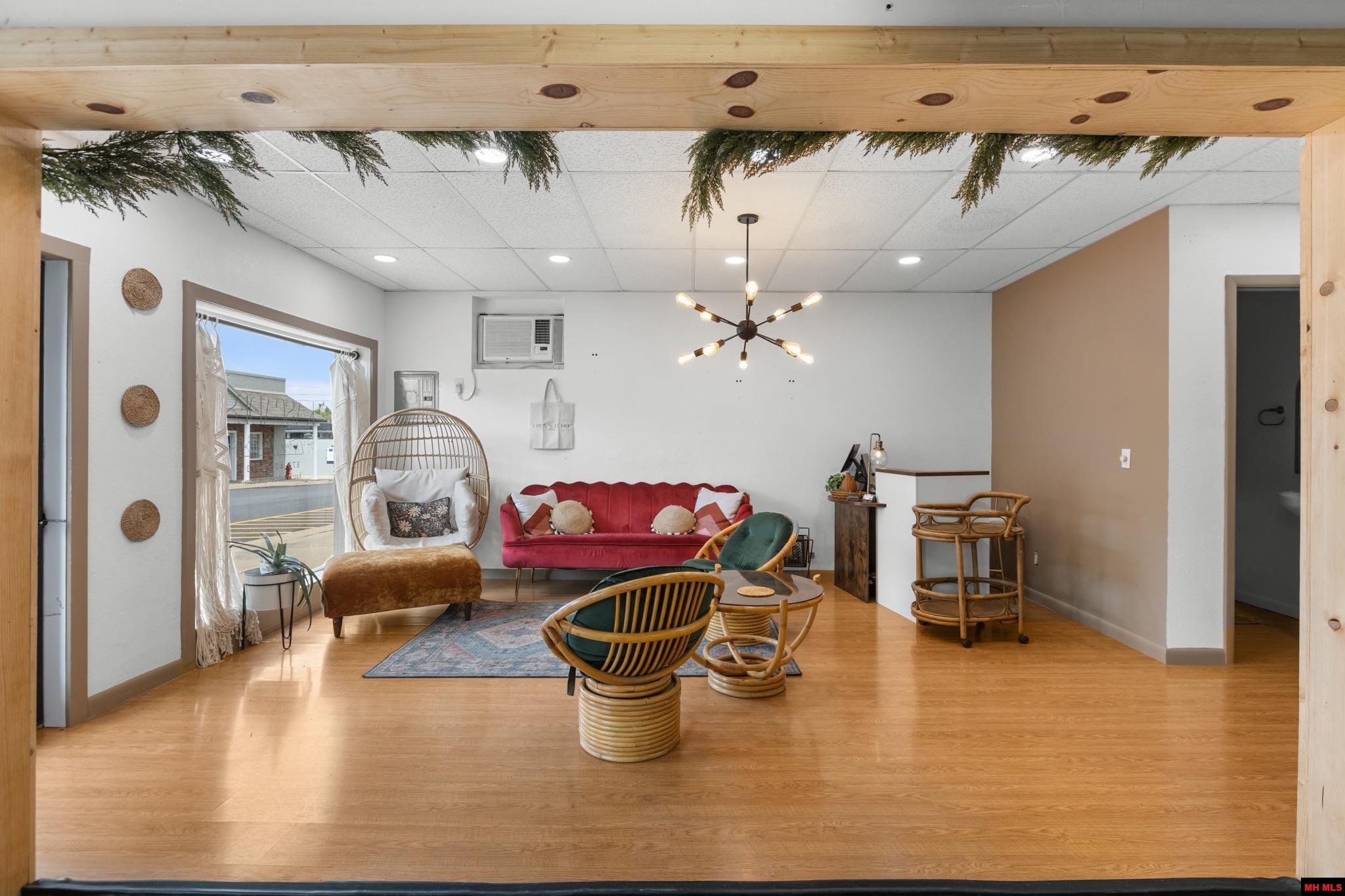 106 E 7TH STREET