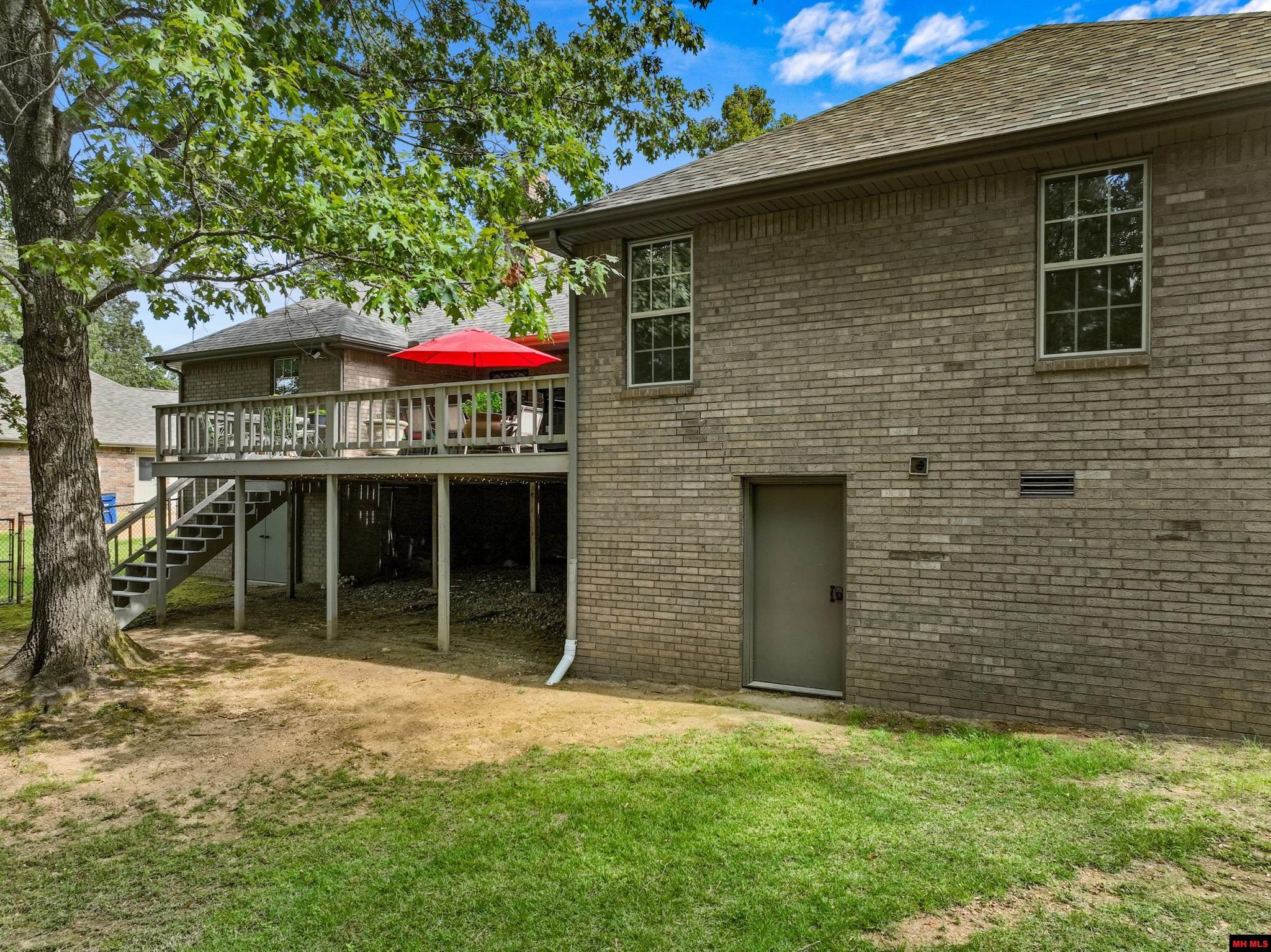 198 BRECKENRIDGE COURT