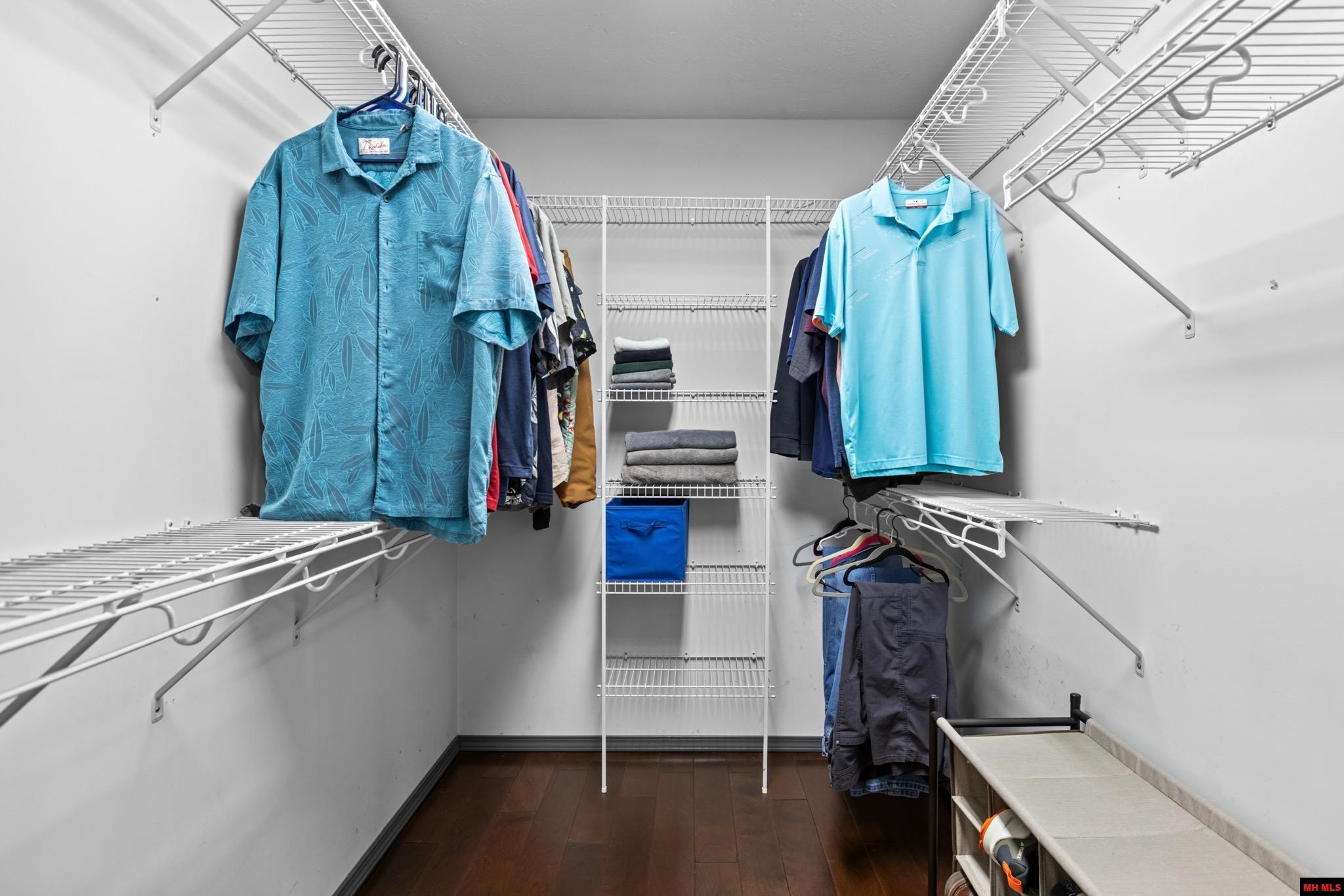 198 BRECKENRIDGE COURT