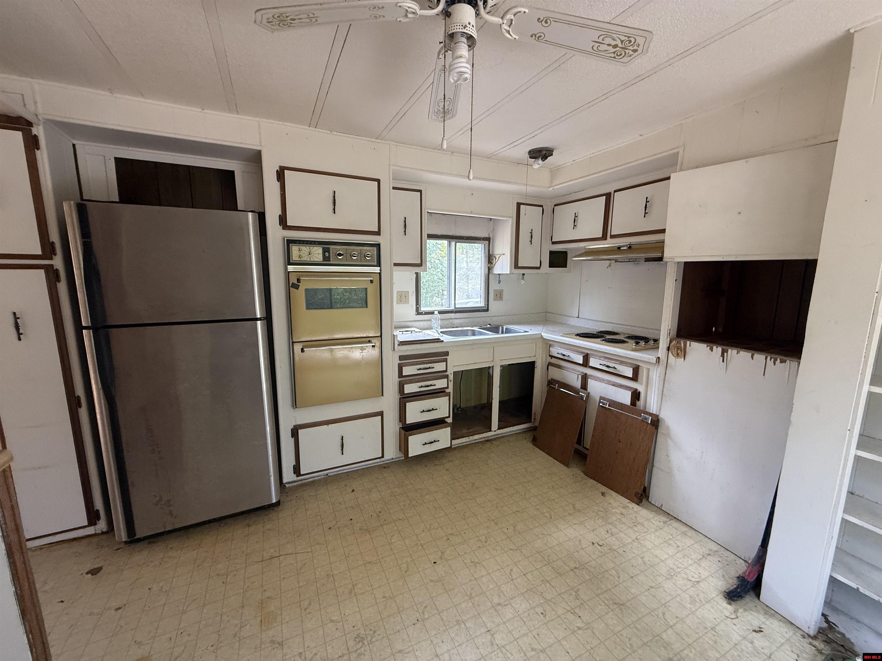 115 COUNTRY LIFE TERRACE