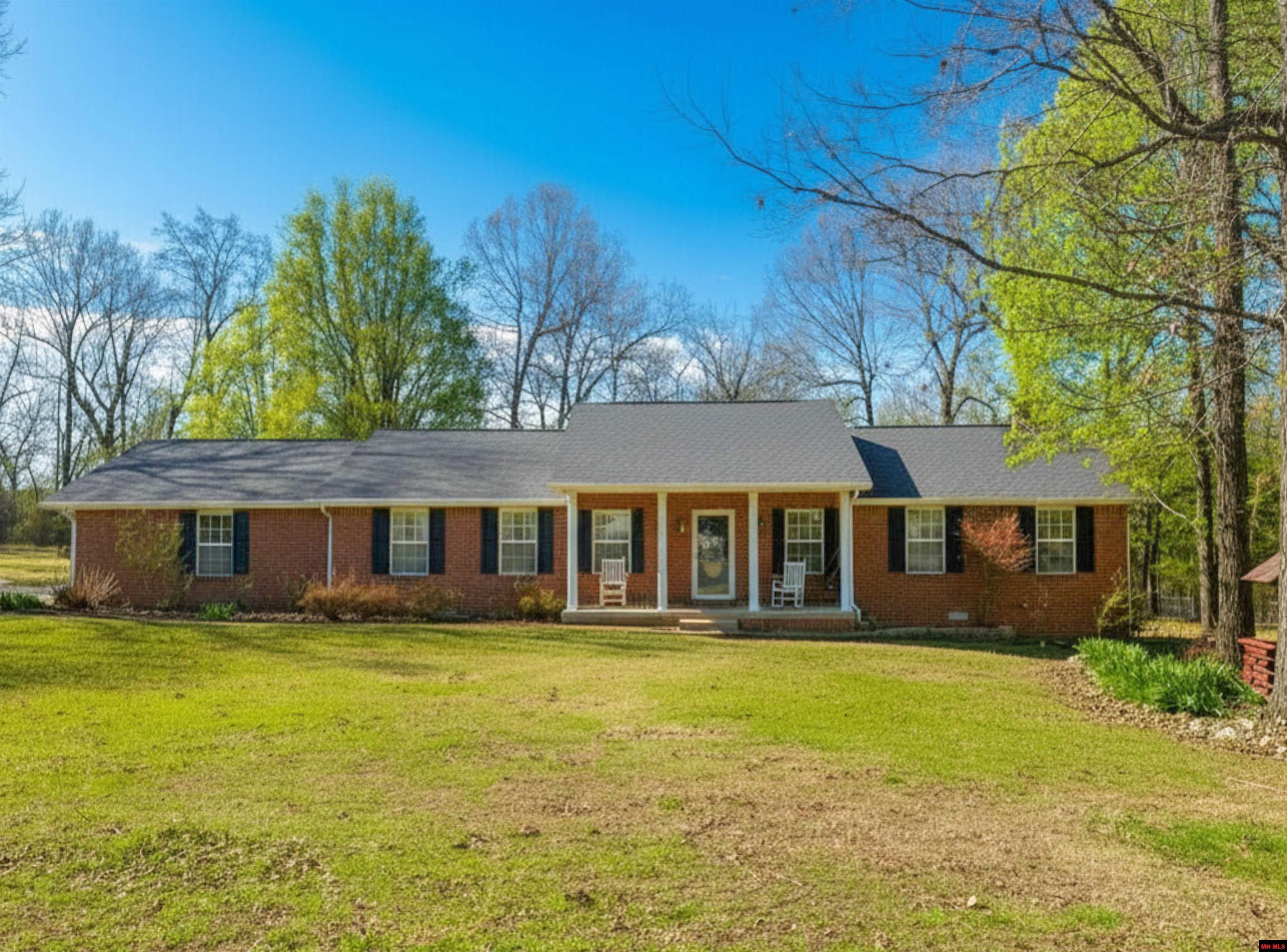 456 NORTHPOINTE DRIVE