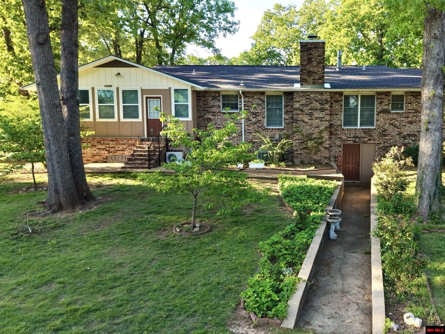 805 ARKANSAS AVENUE