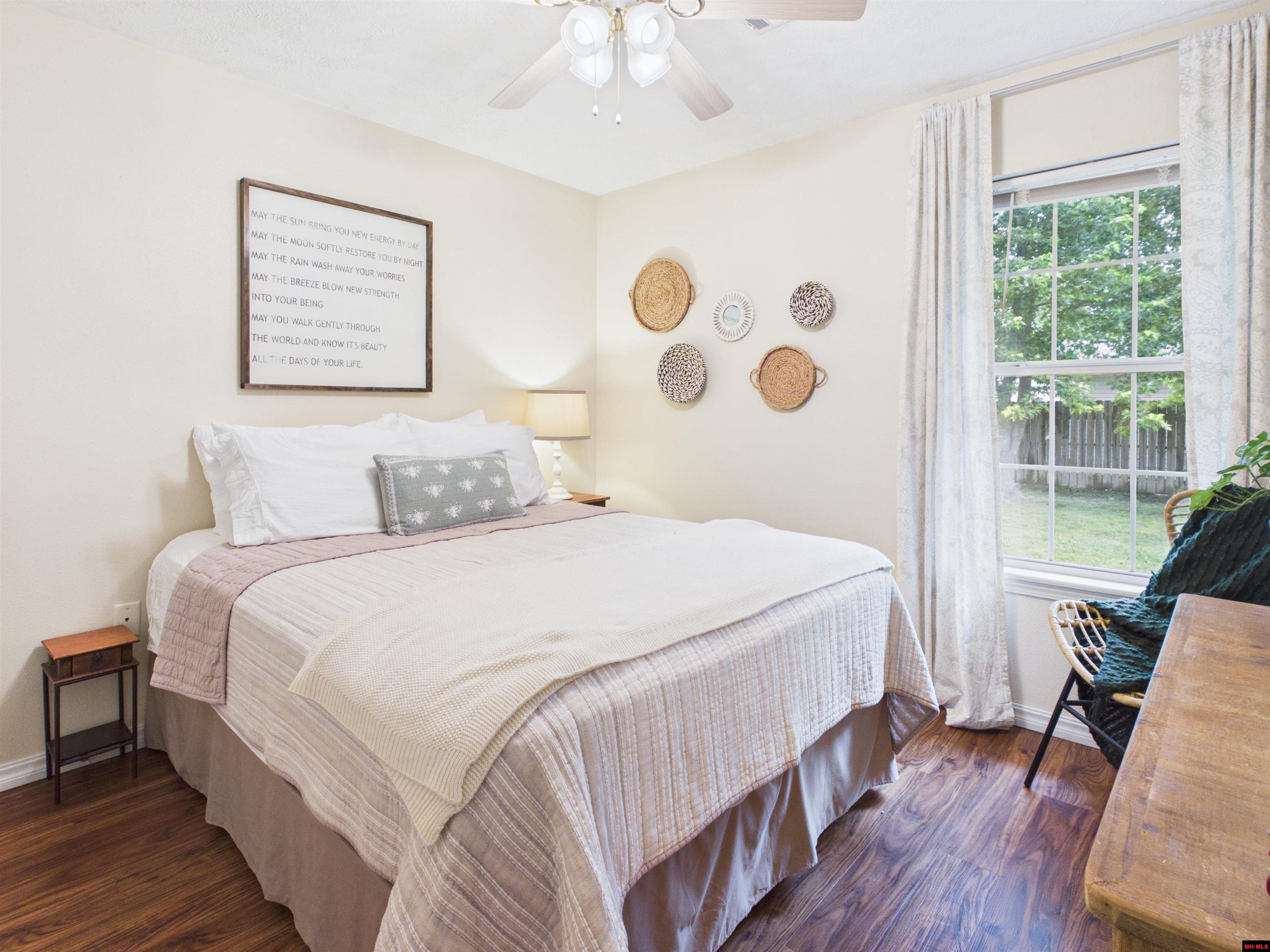 404 TRAVELERS WAY