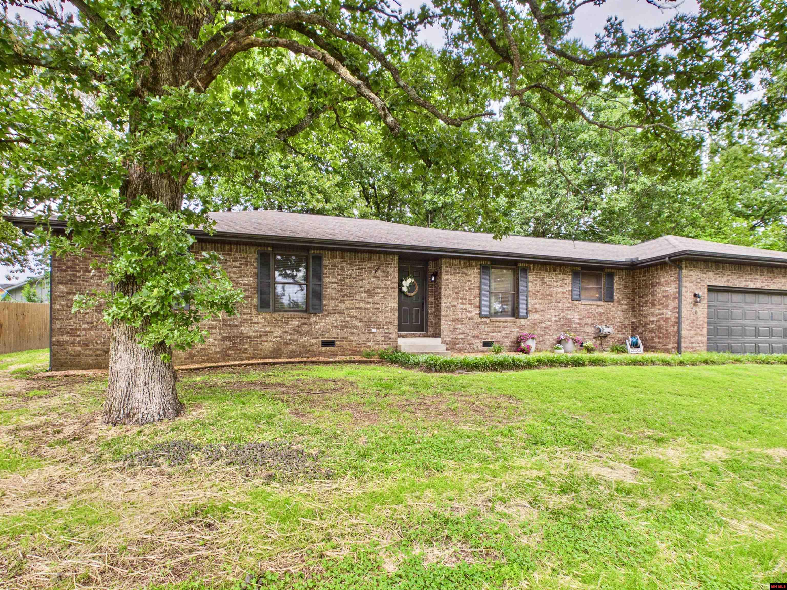 2203 RUSSELL LANE