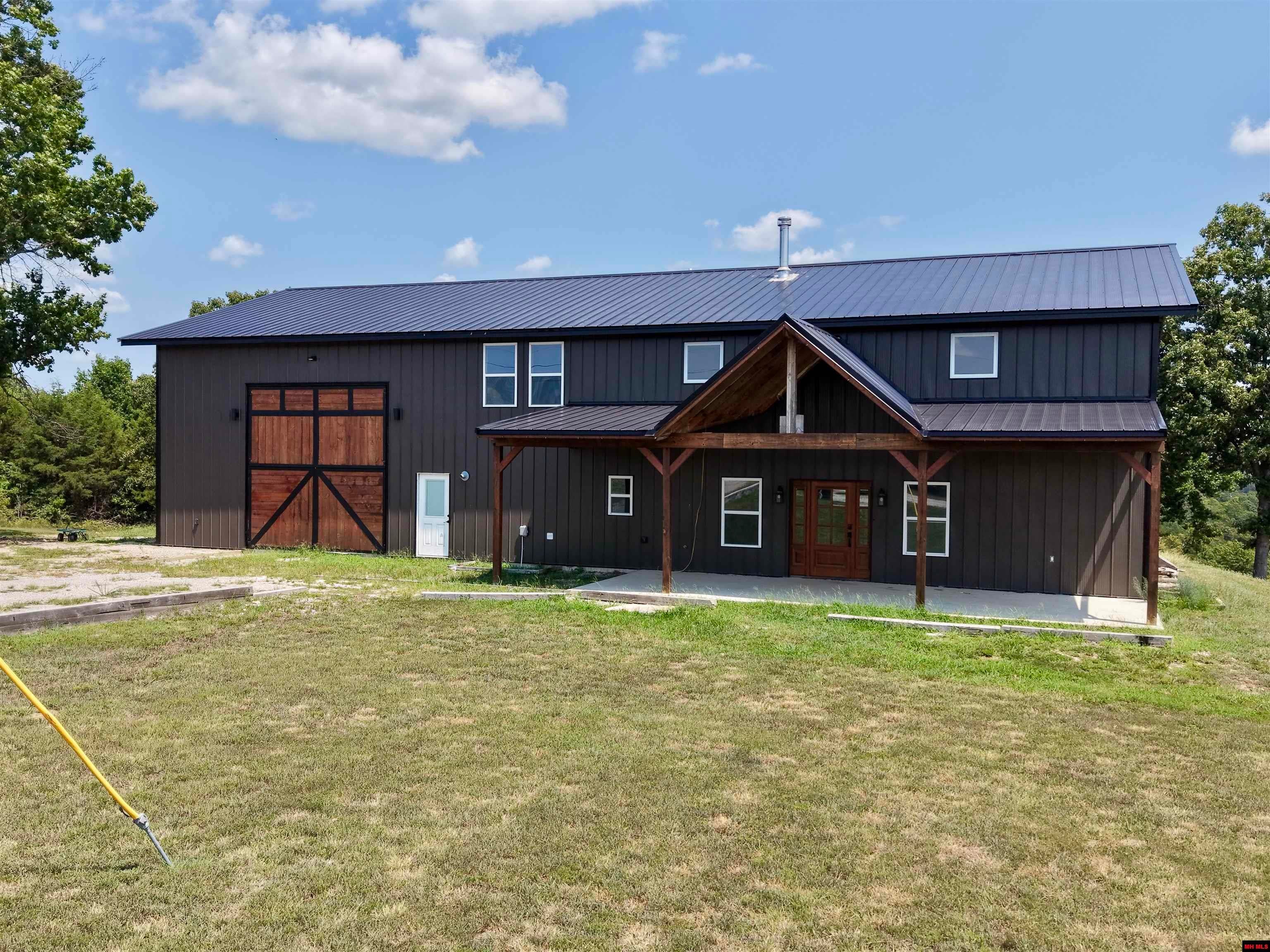 280 CHRISWOOD DRIVE