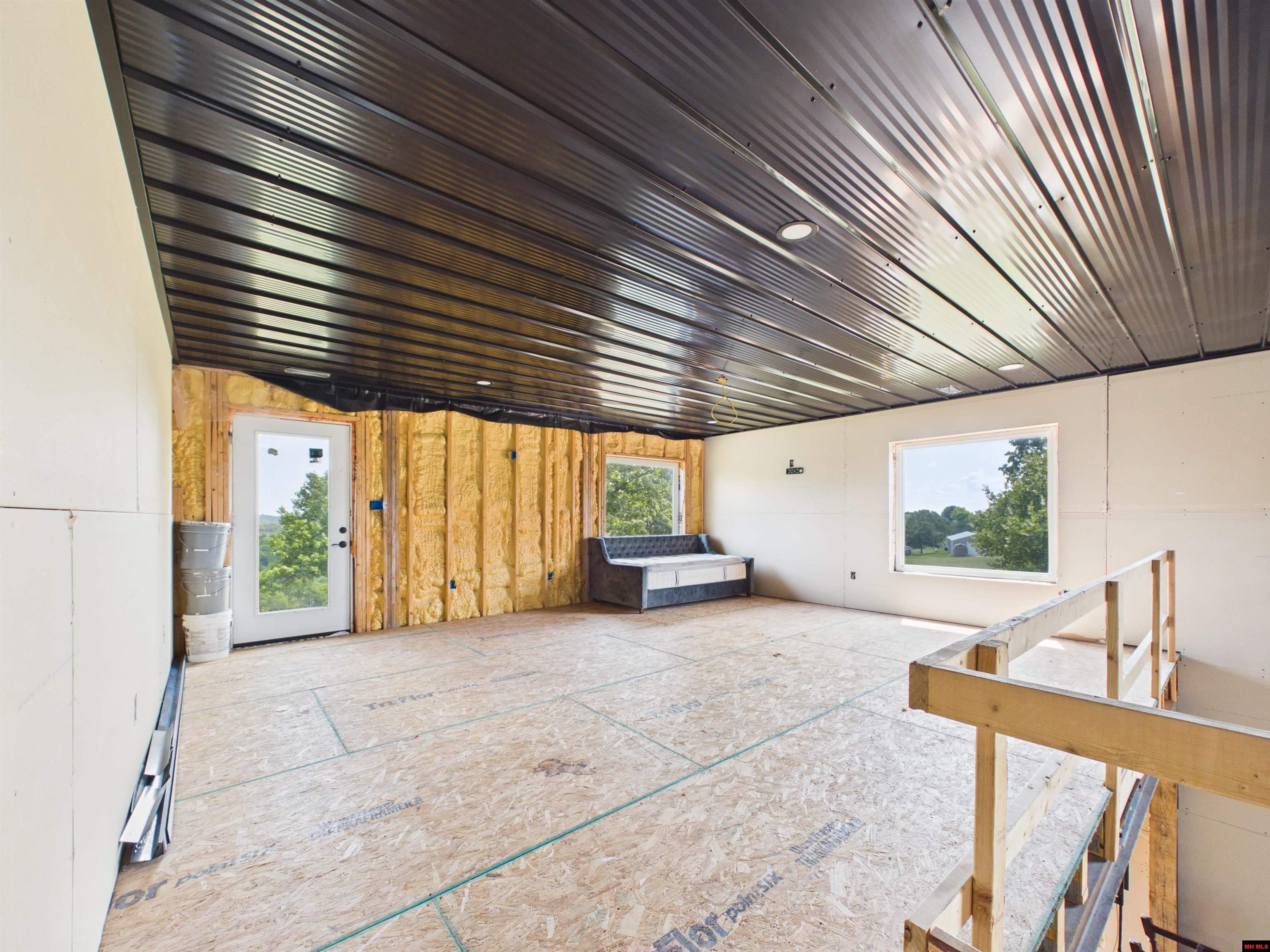 280 CHRISWOOD DRIVE