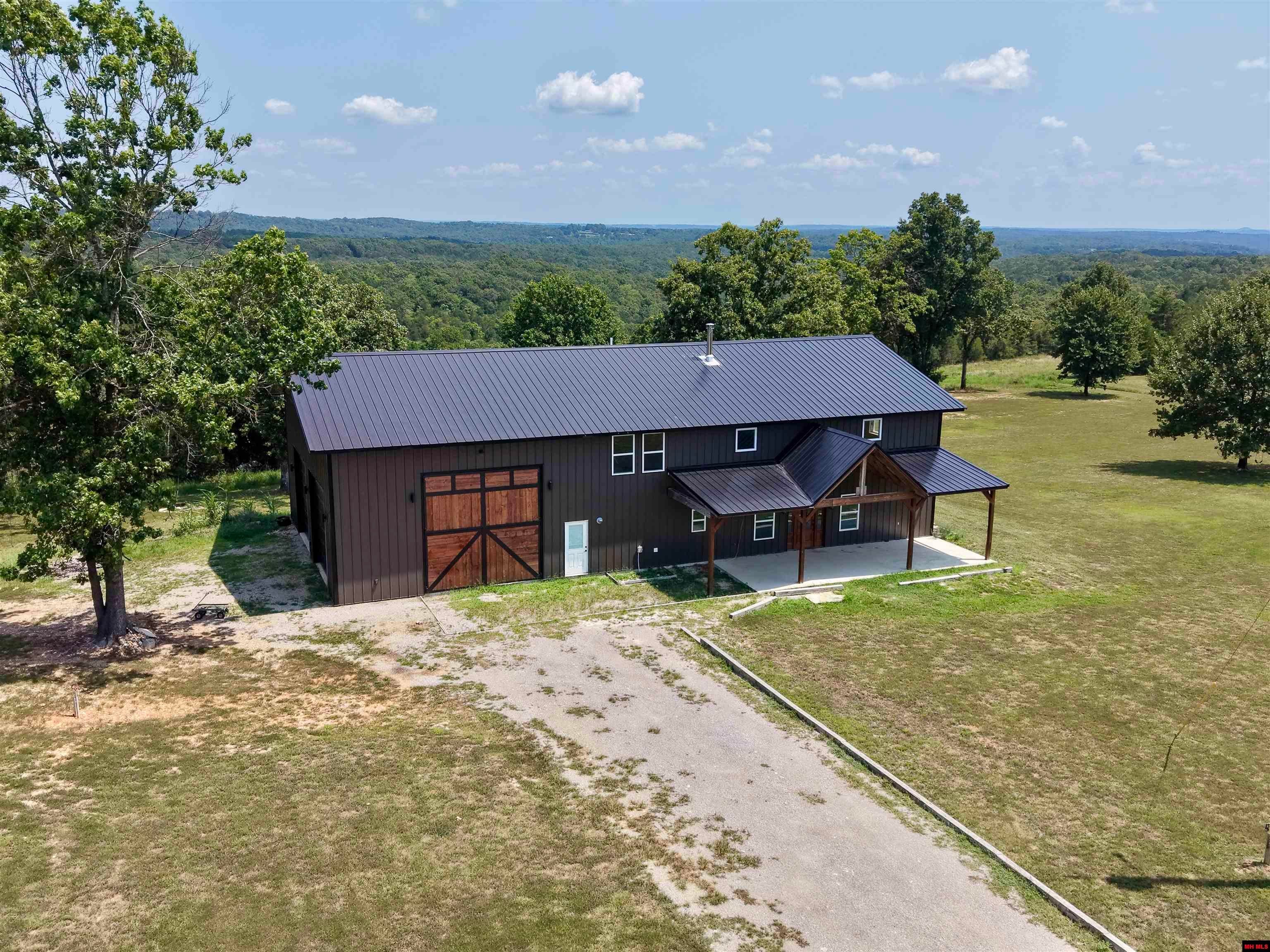 280 CHRISWOOD DRIVE