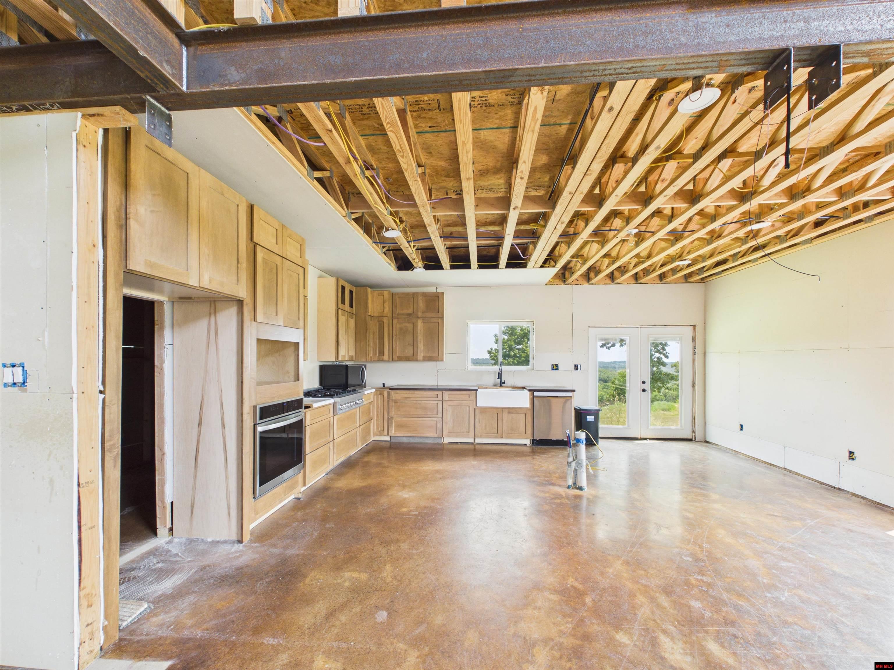 280 CHRISWOOD DRIVE