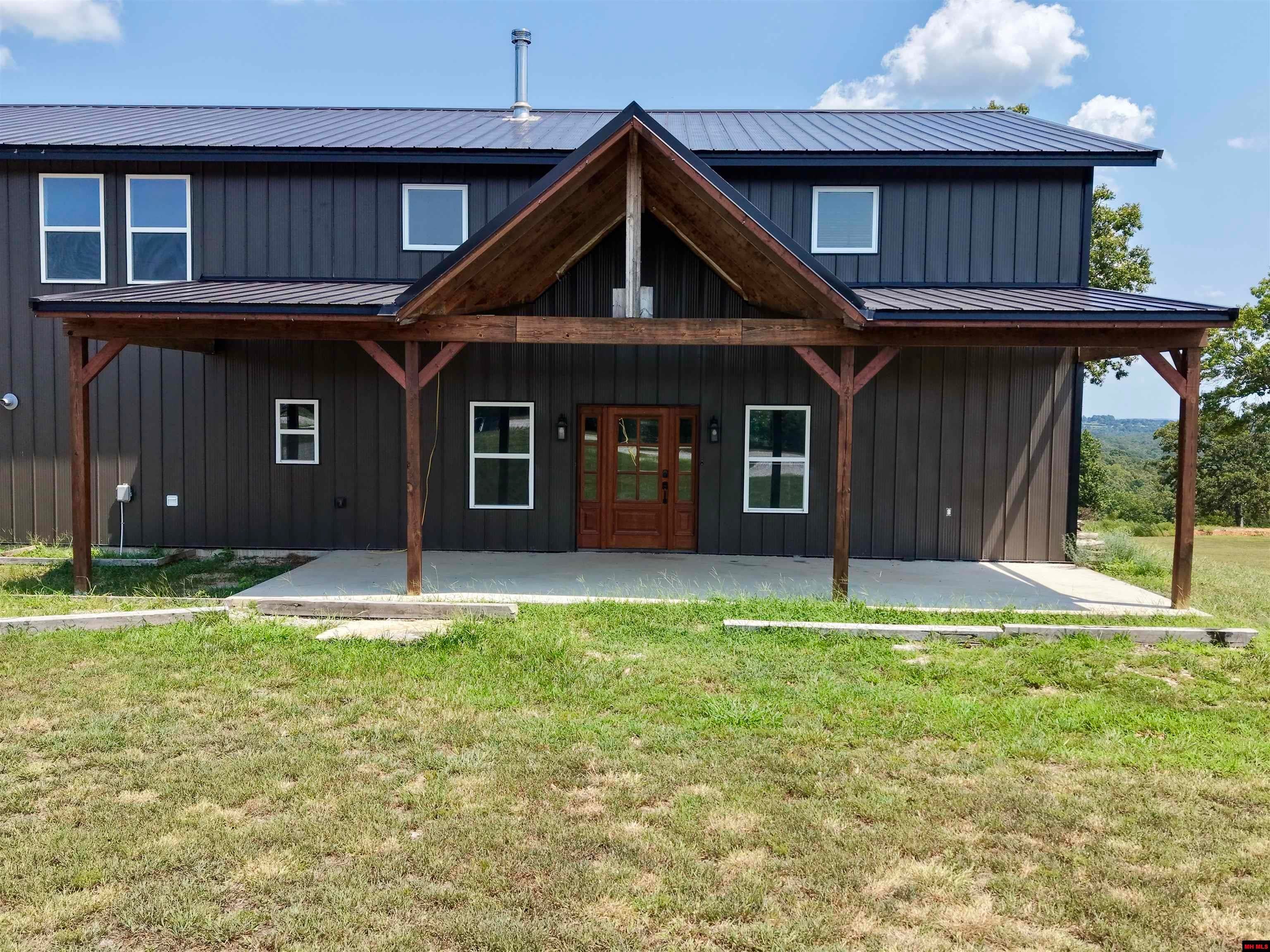 280 CHRISWOOD DRIVE