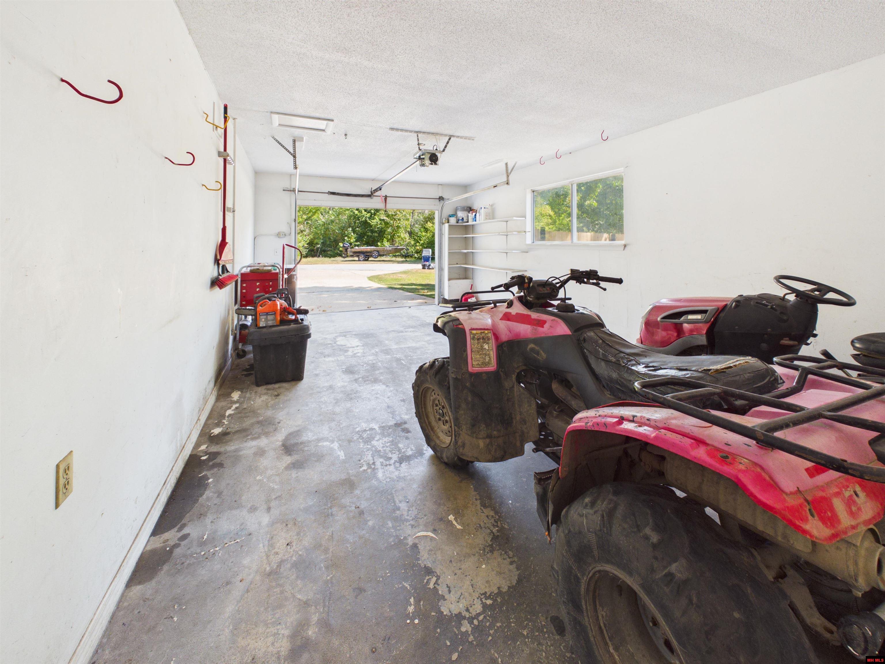 80 COBBLESTONE PLACE
