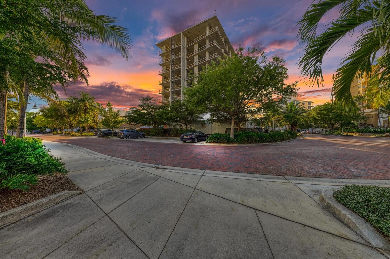 111 GOLDEN GATE PT #PH-702