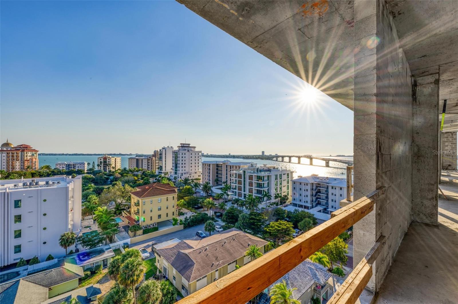 111 GOLDEN GATE PT #PH-702