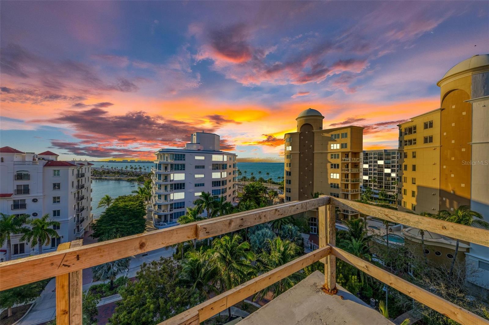 111 GOLDEN GATE PT #PH-601