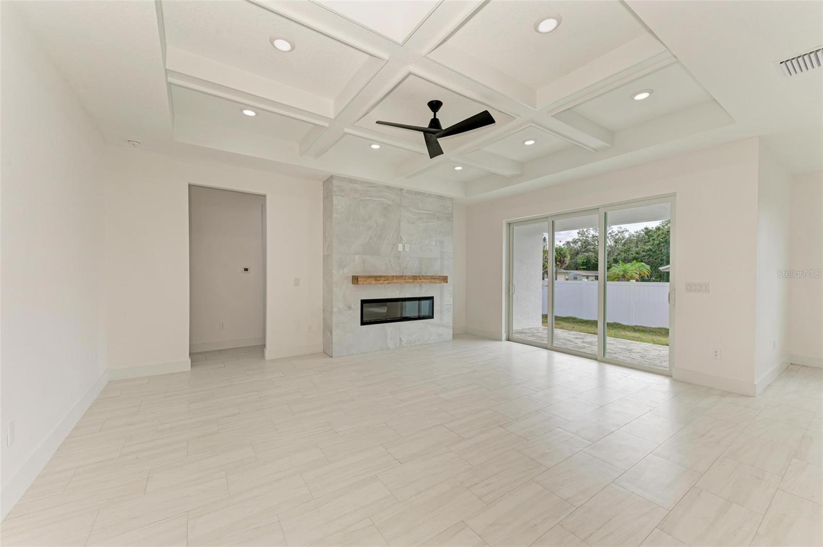 513 CYPRESS RD