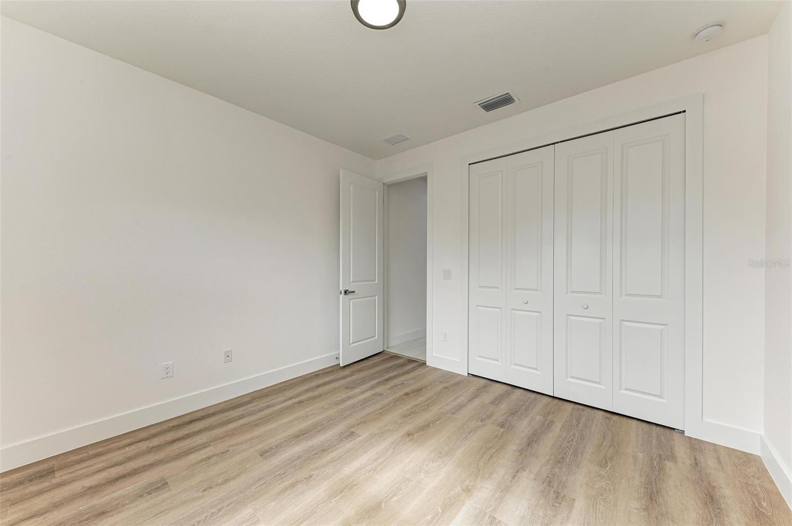 513 CYPRESS RD