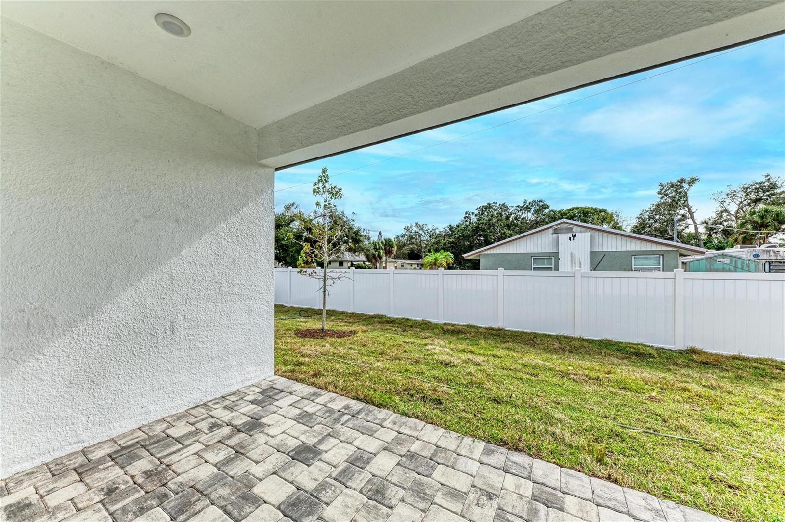 513 CYPRESS RD