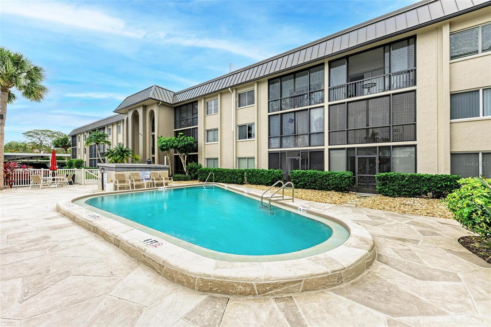 6470 HOLLYWOOD BLVD #307