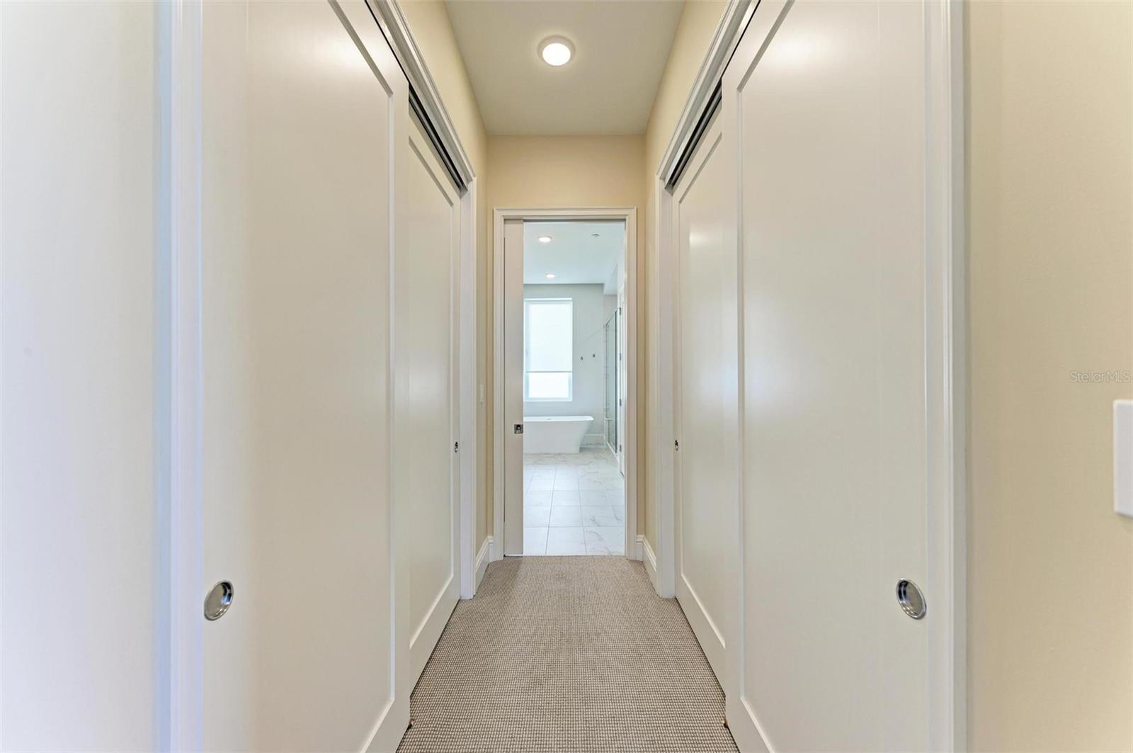 609 GOLDEN GATE PT #402
