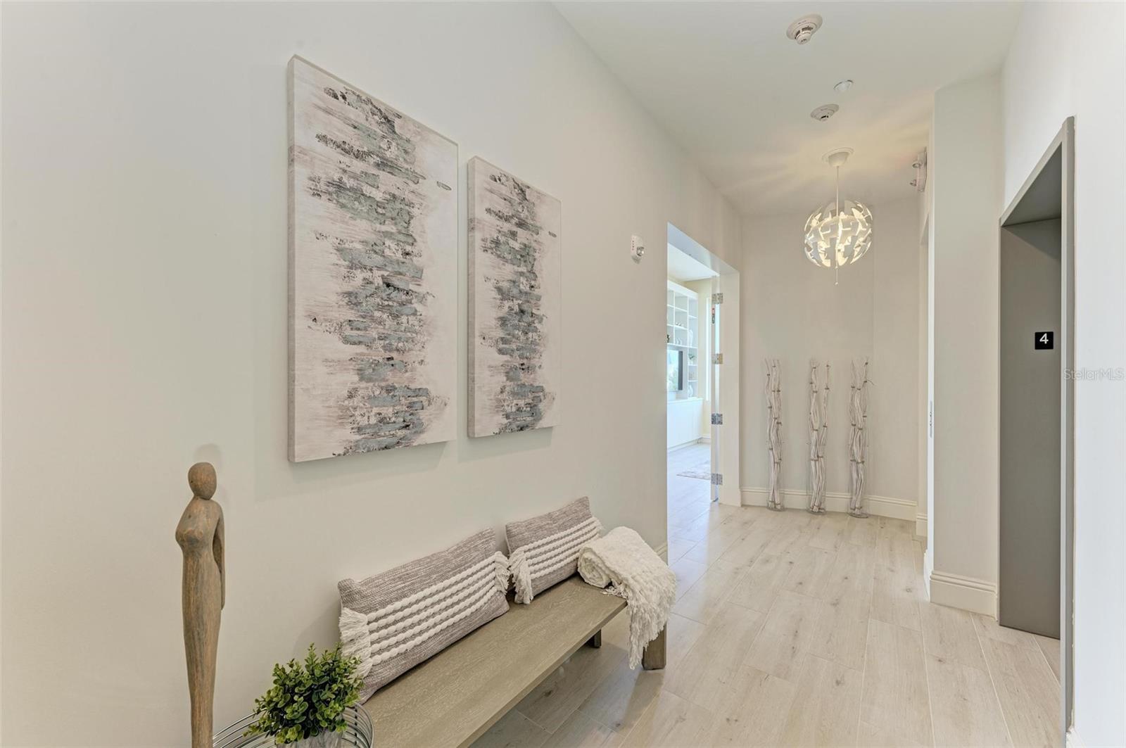 609 GOLDEN GATE PT #402