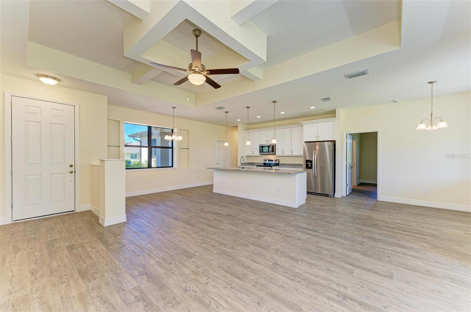 2532 S CRANBERRY
