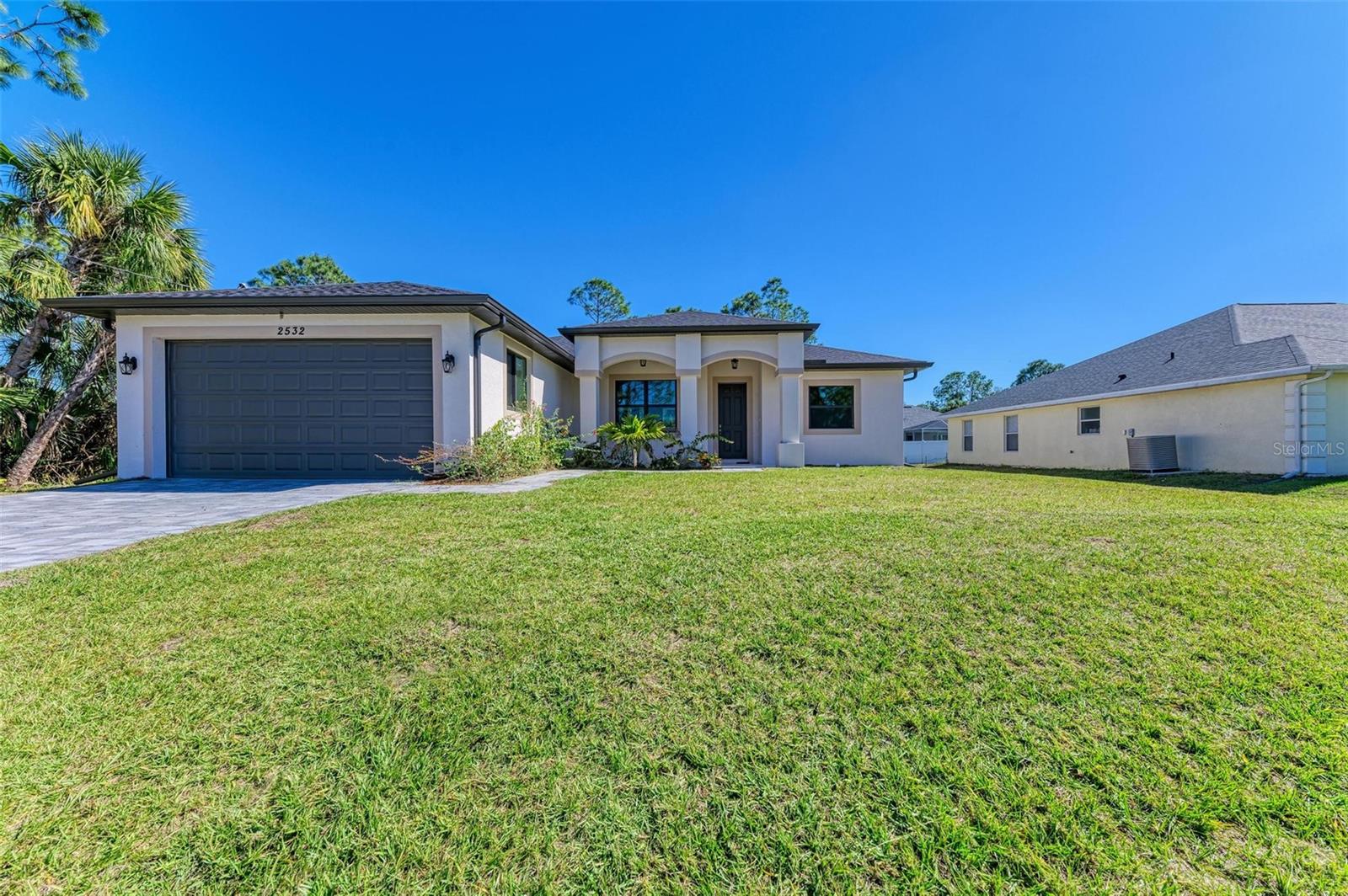 2532 S CRANBERRY