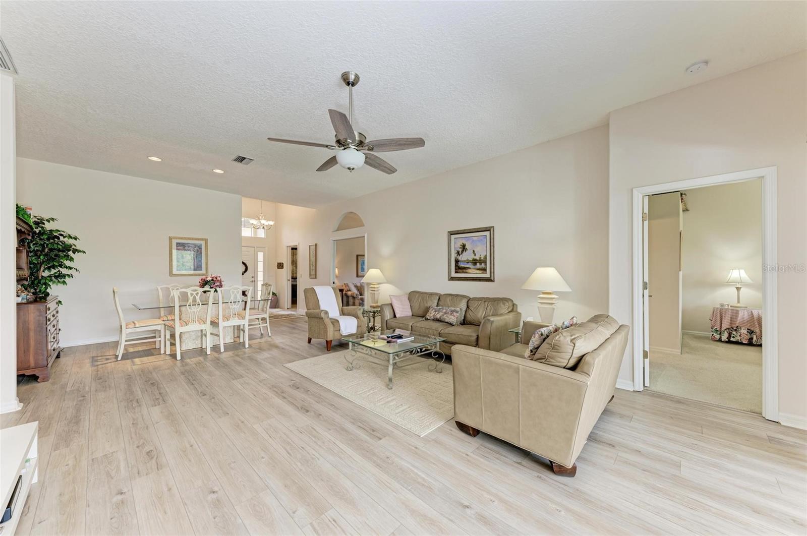 4397 CHASE OAKS DR