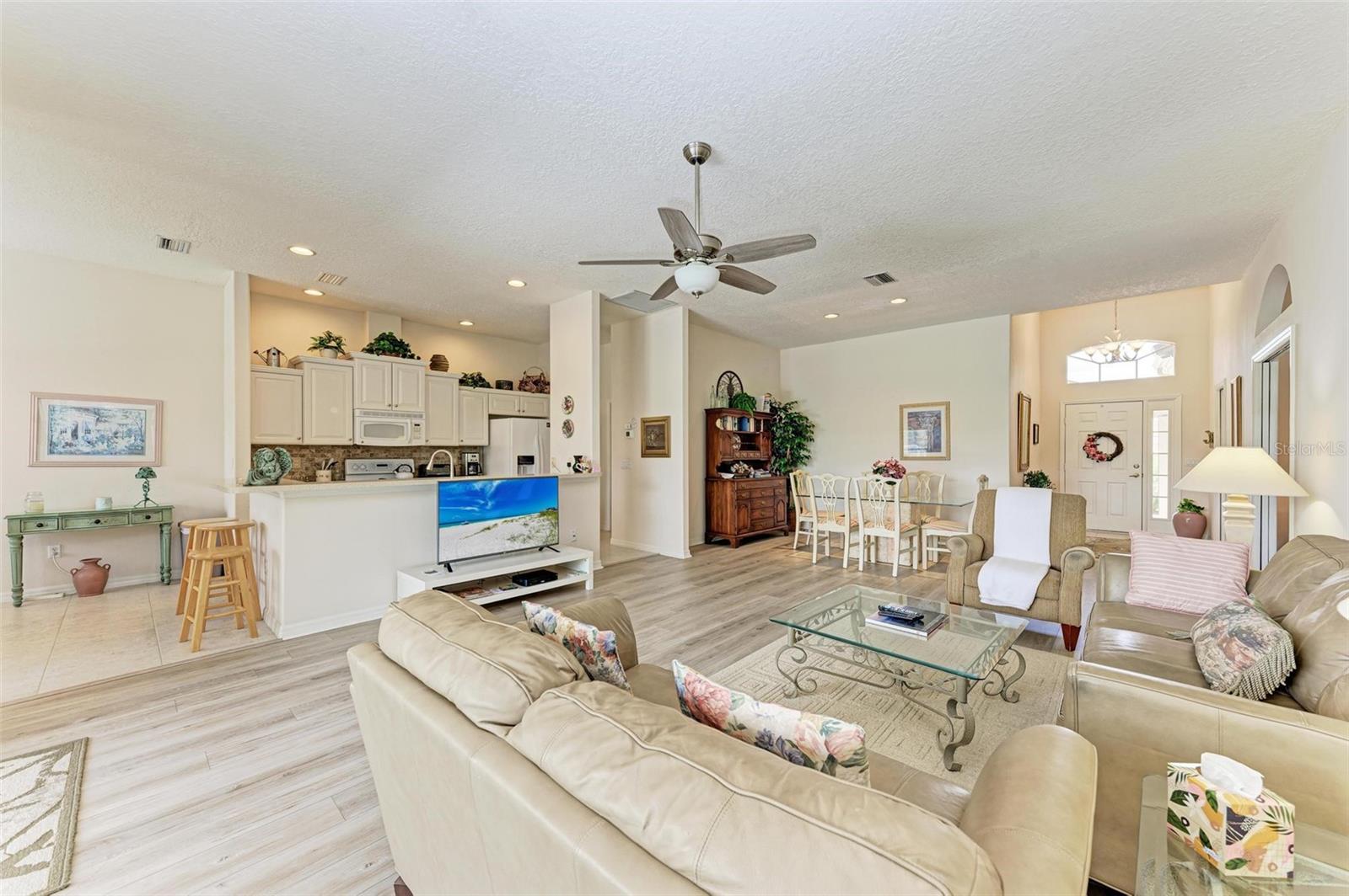 4397 CHASE OAKS DR
