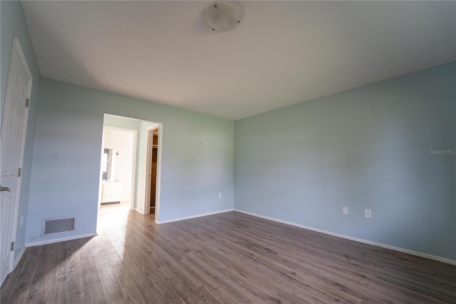 445 MATISSE CIR S #445